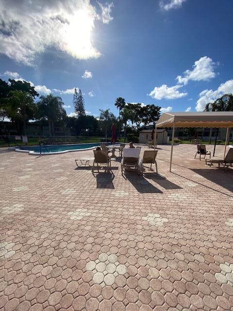 VILLAGES OF ORIOLE ABBEY CONDO - Residential Lease