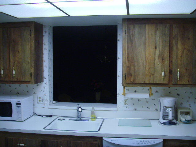 VILLAGES OF ORIOLE ABBEY CONDO - Residential Lease
