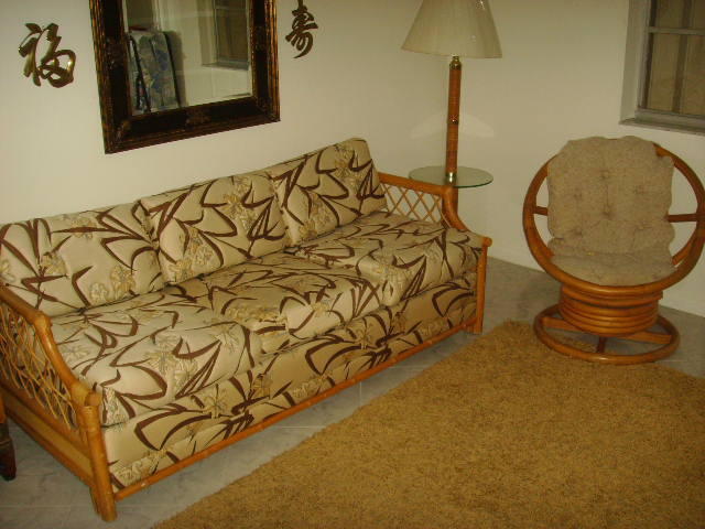 VILLAGES OF ORIOLE ABBEY CONDO - Residential Lease