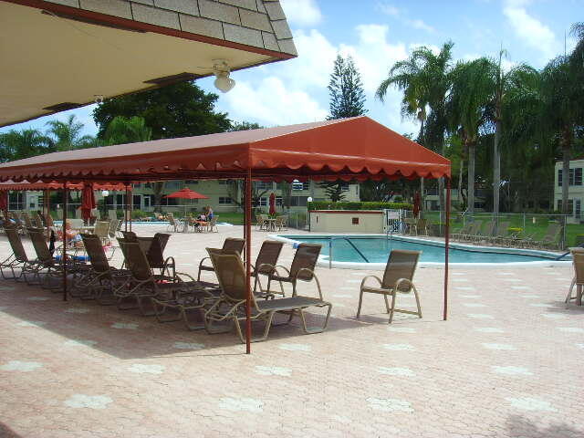 VILLAGES OF ORIOLE ABBEY CONDO - Residential Lease