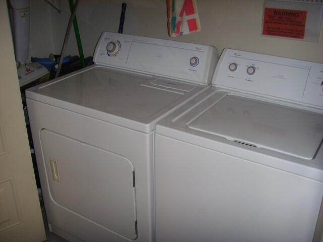 VILLAGES OF ORIOLE ABBEY CONDO - Residential Lease