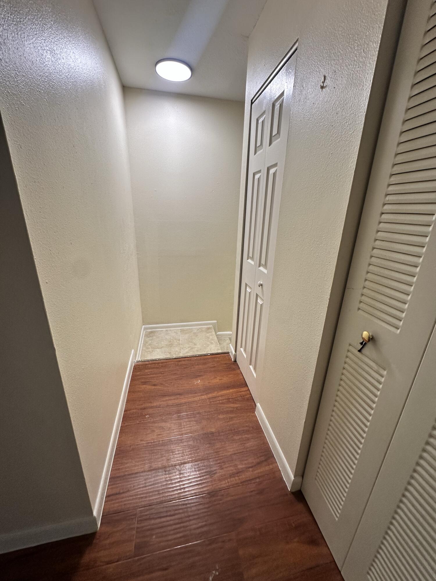 BLUEBERRY HILL IV CONDO - Residential Lease