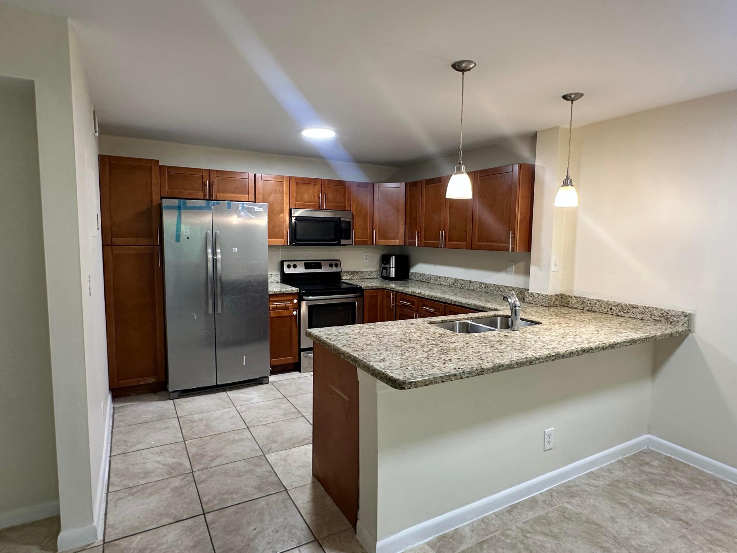BLUEBERRY HILL IV CONDO - Residential Lease