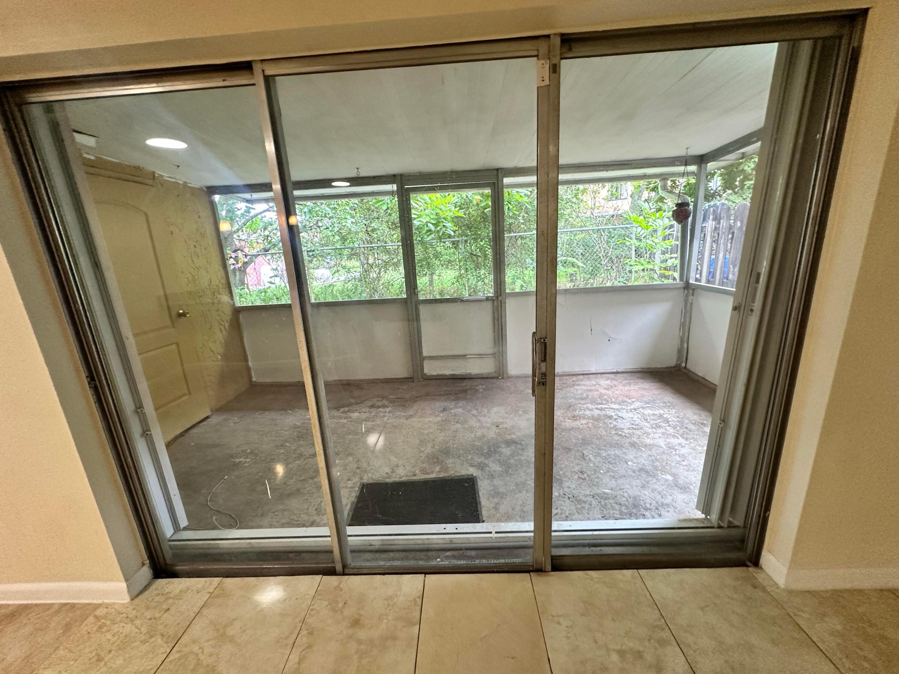 BLUEBERRY HILL IV CONDO - Residential Lease