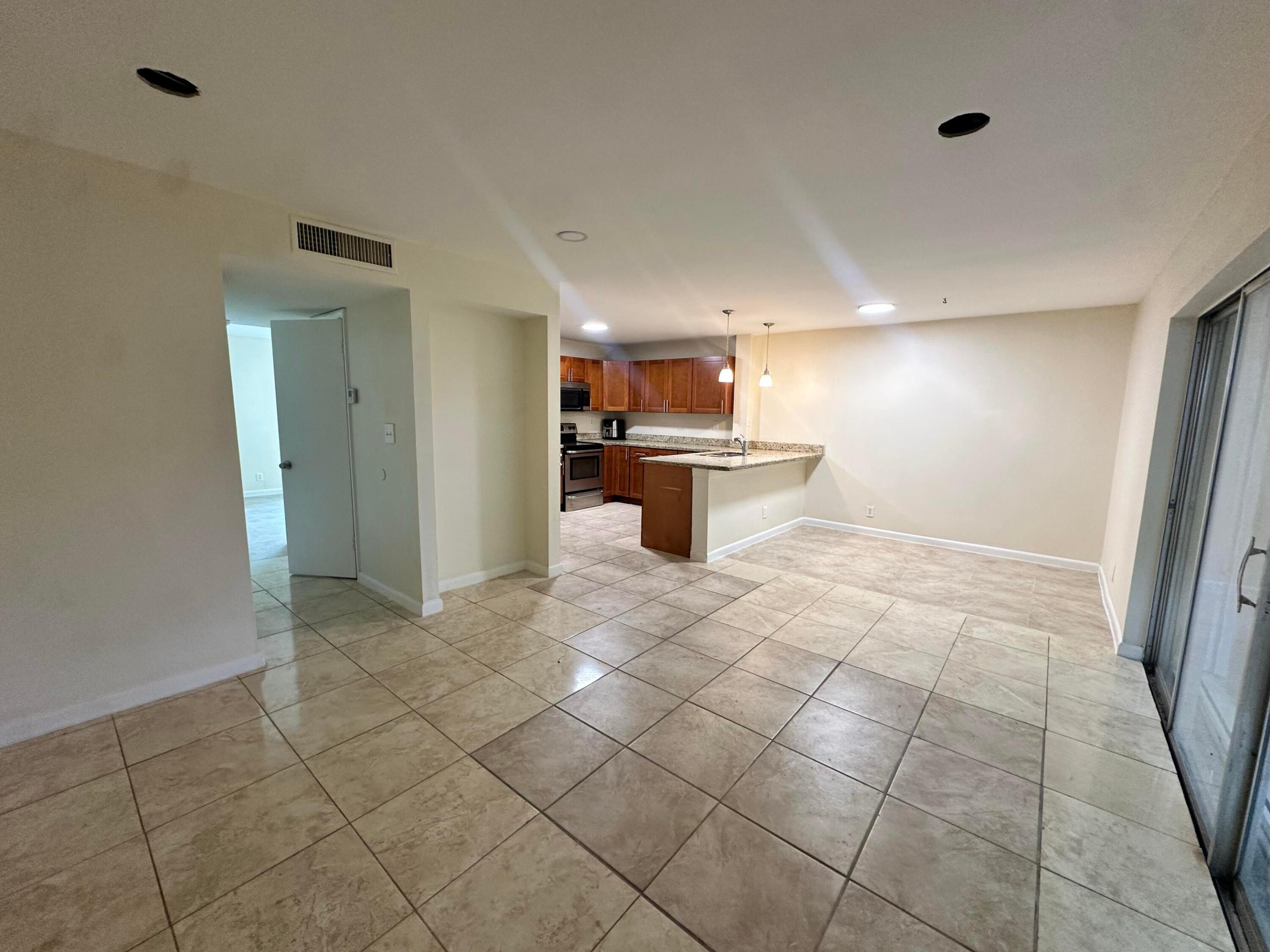 BLUEBERRY HILL IV CONDO - Residential Lease