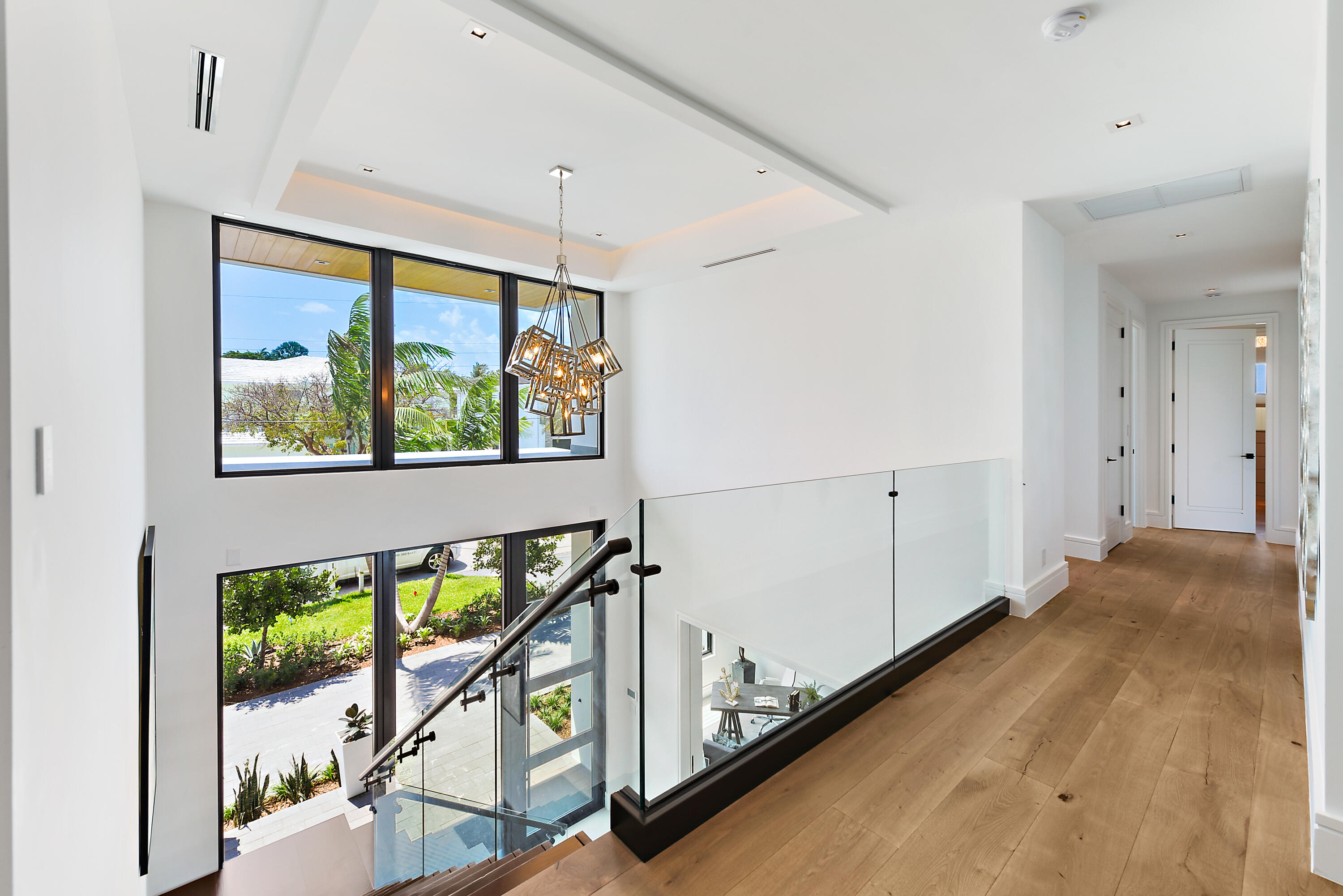 HARBOUR EAST - Residential