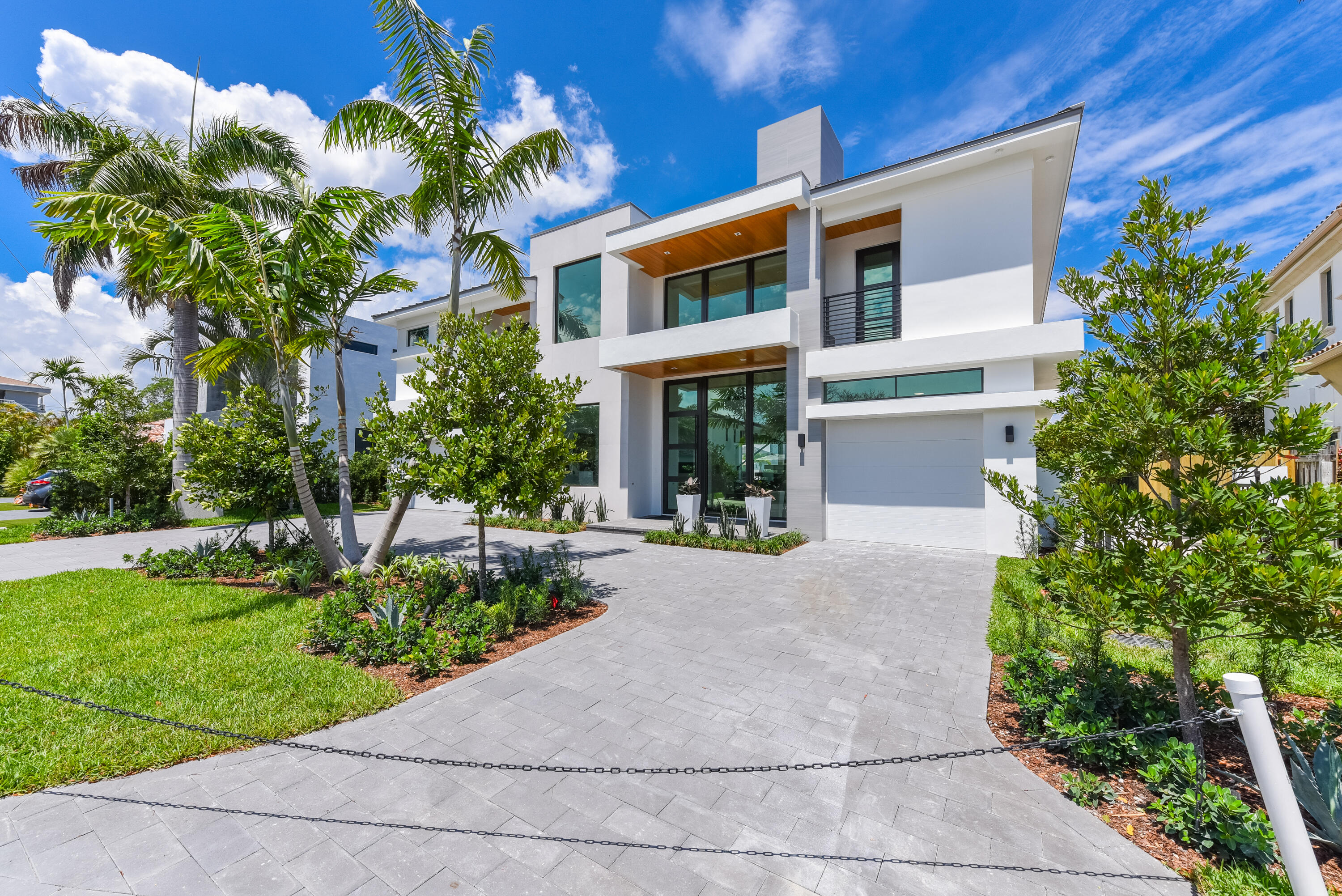 HARBOUR EAST - Residential