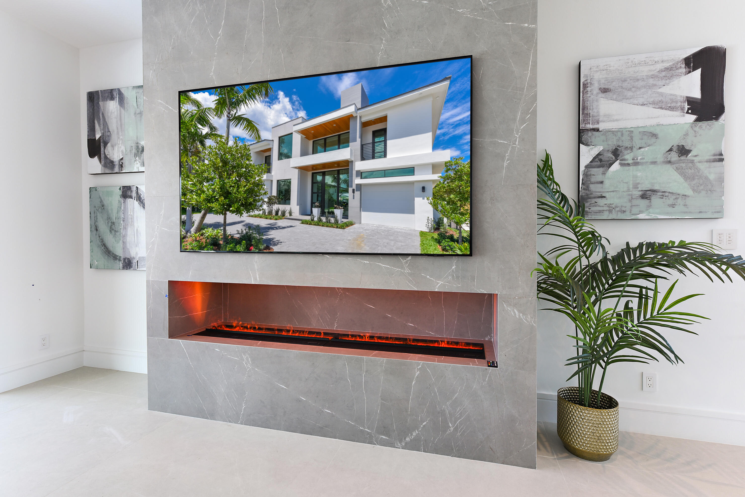 HARBOUR EAST - Residential