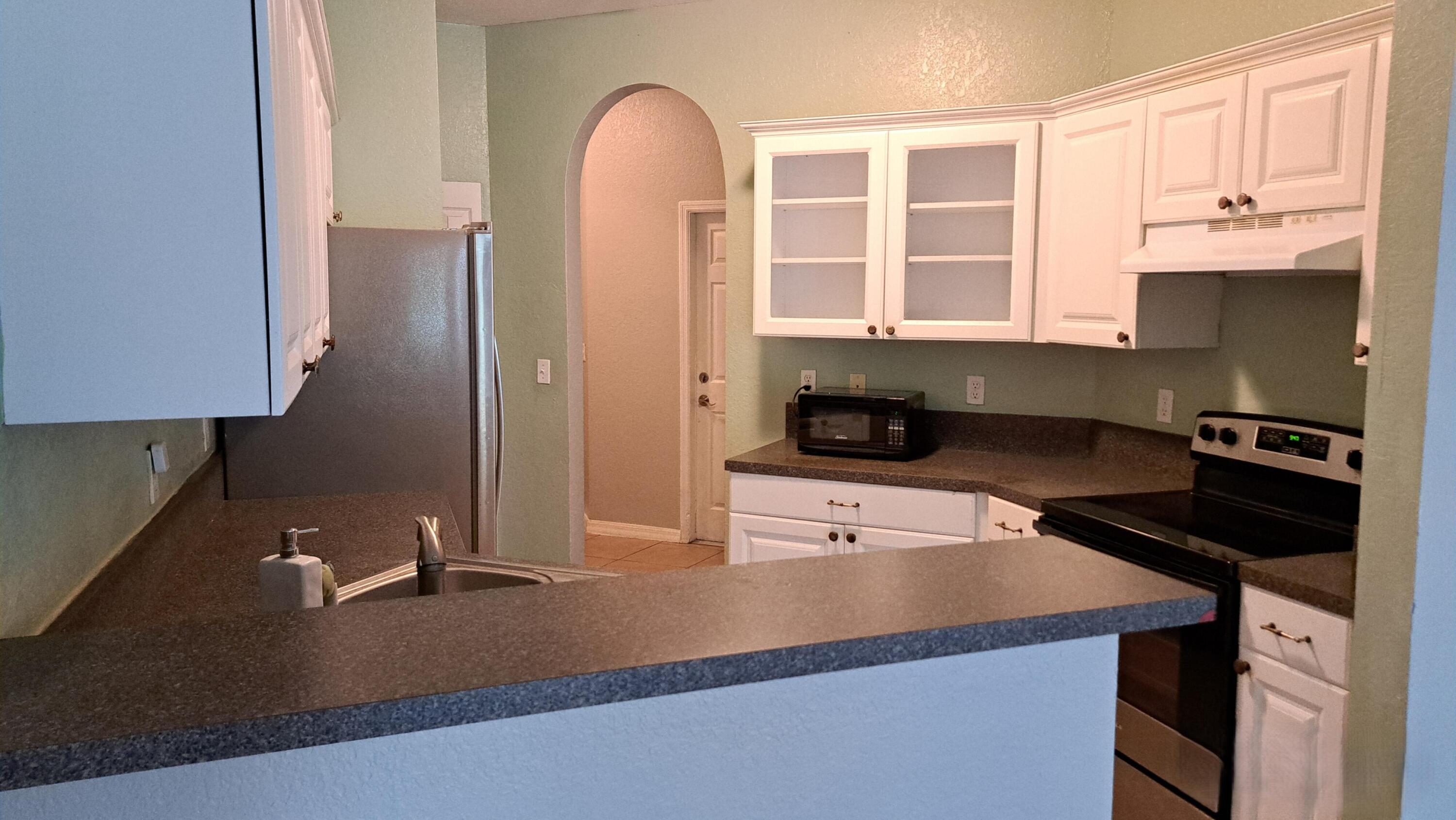 PIPERS CAY CONDO - Residential Lease