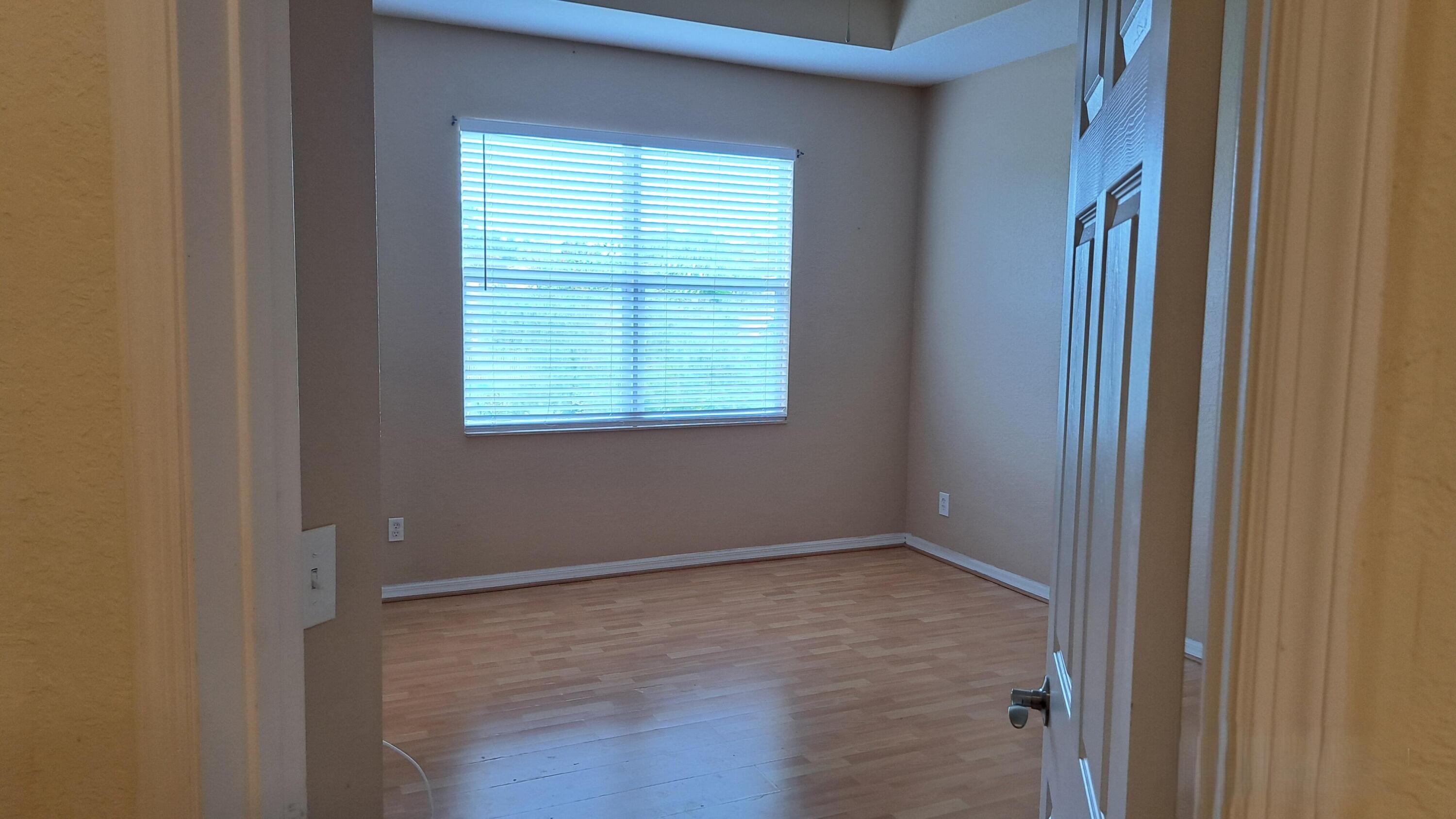 PIPERS CAY CONDO - Residential Lease