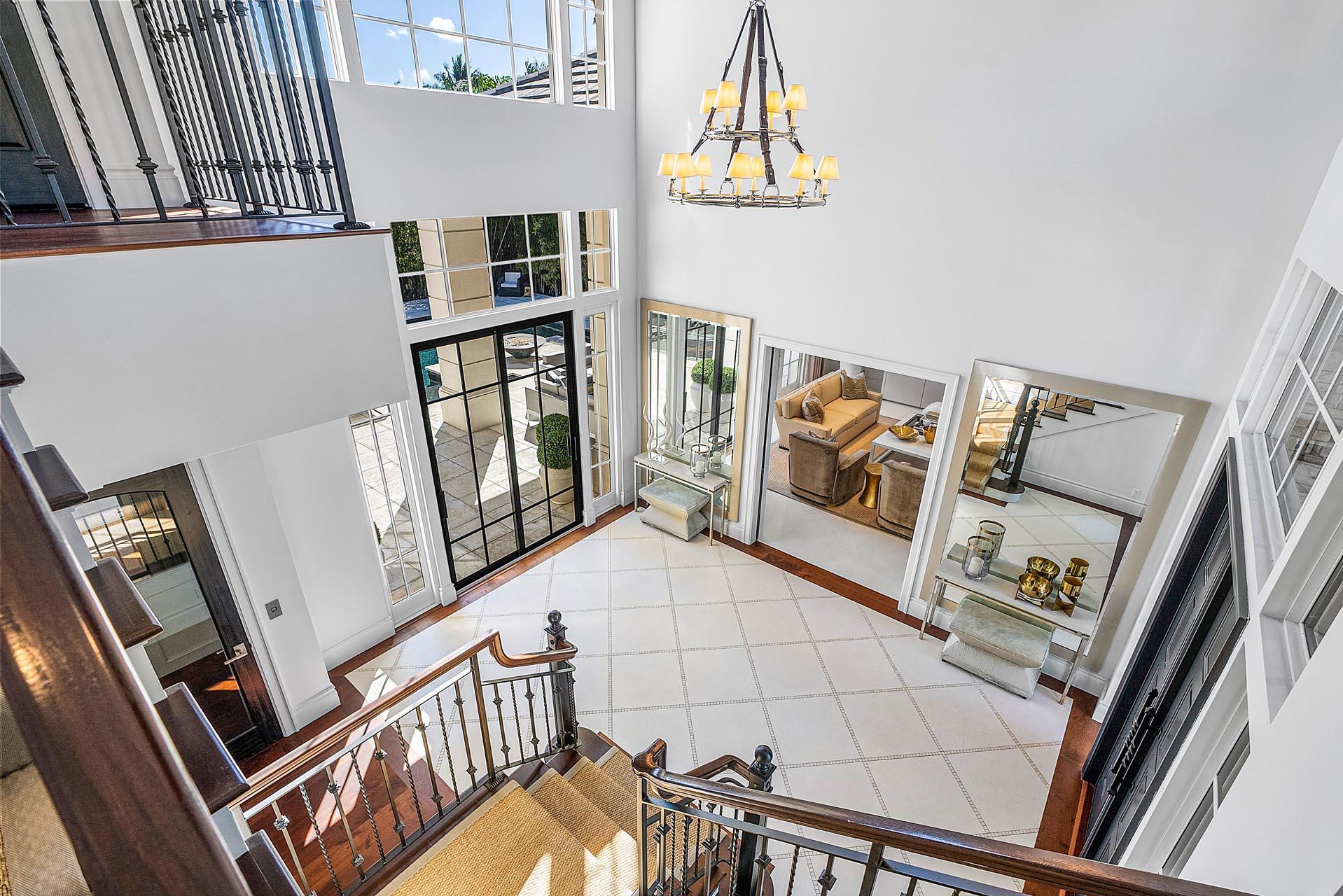ROYAL PALM YACHT & COUNTRY CLUB - Residential