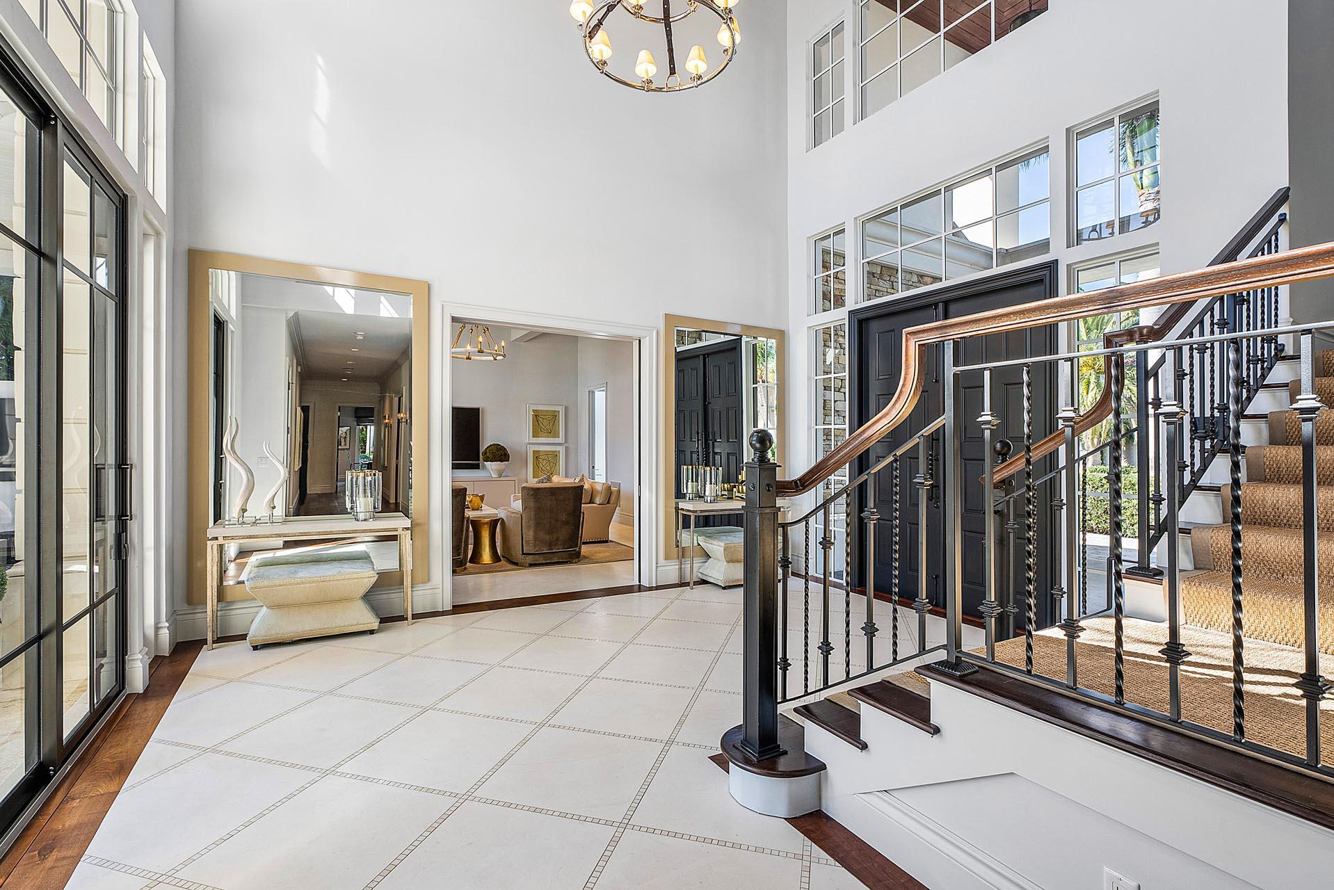 ROYAL PALM YACHT & COUNTRY CLUB - Residential