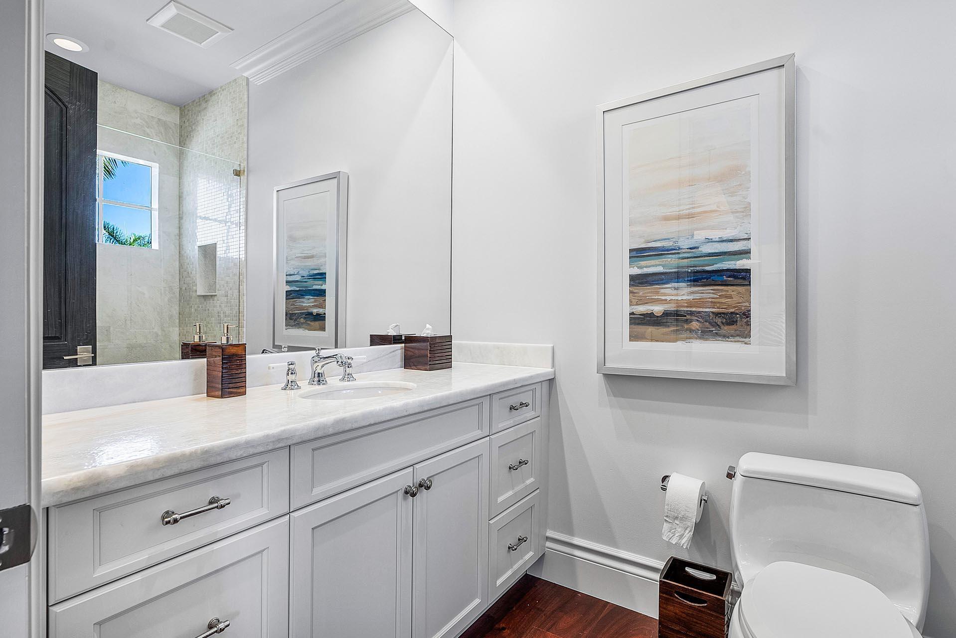 ROYAL PALM YACHT & COUNTRY CLUB - Residential