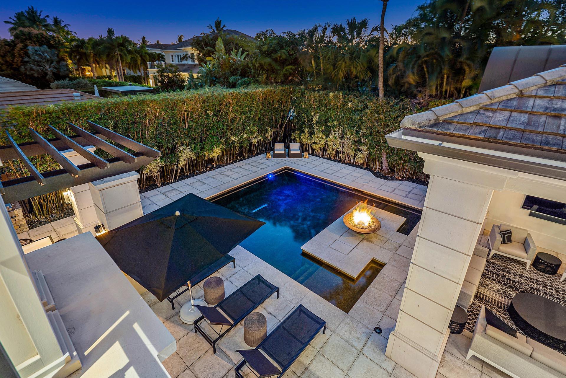 ROYAL PALM YACHT & COUNTRY CLUB - Residential
