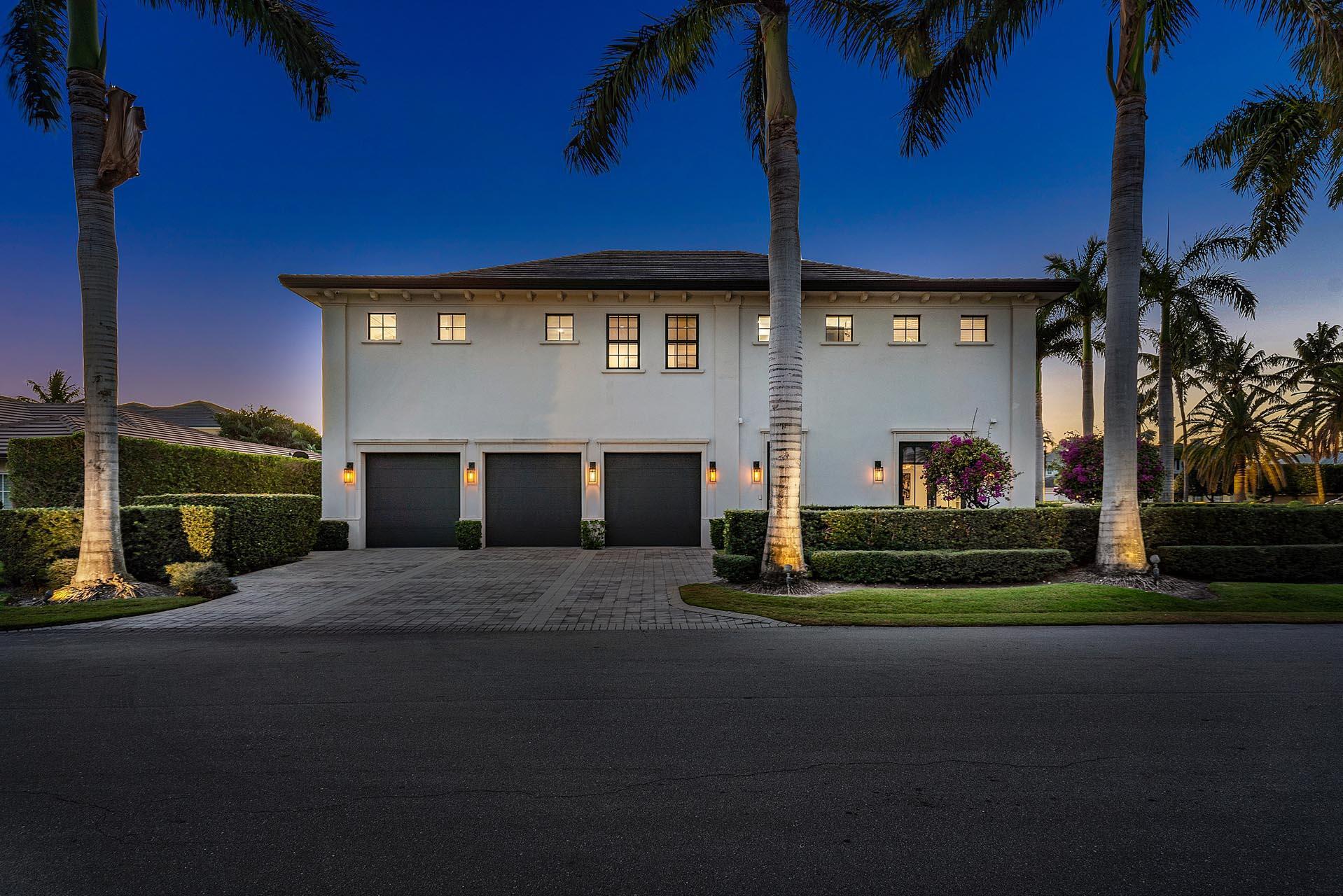 ROYAL PALM YACHT & COUNTRY CLUB - Residential