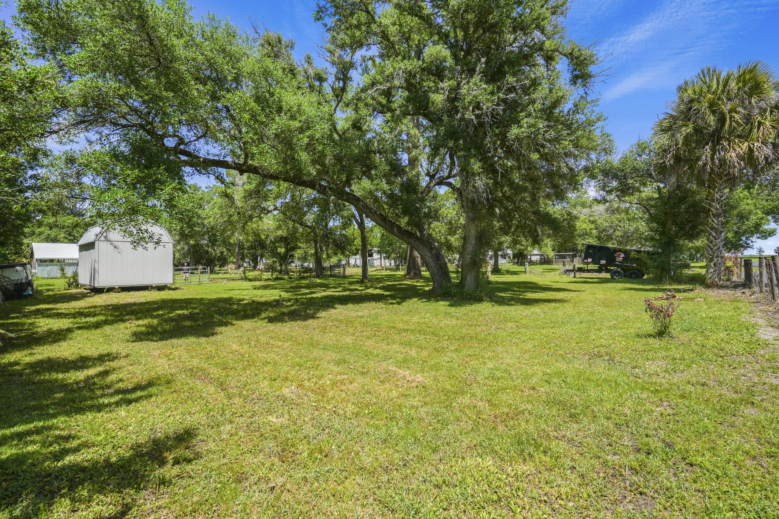 METES AND BOUNDS - Residential