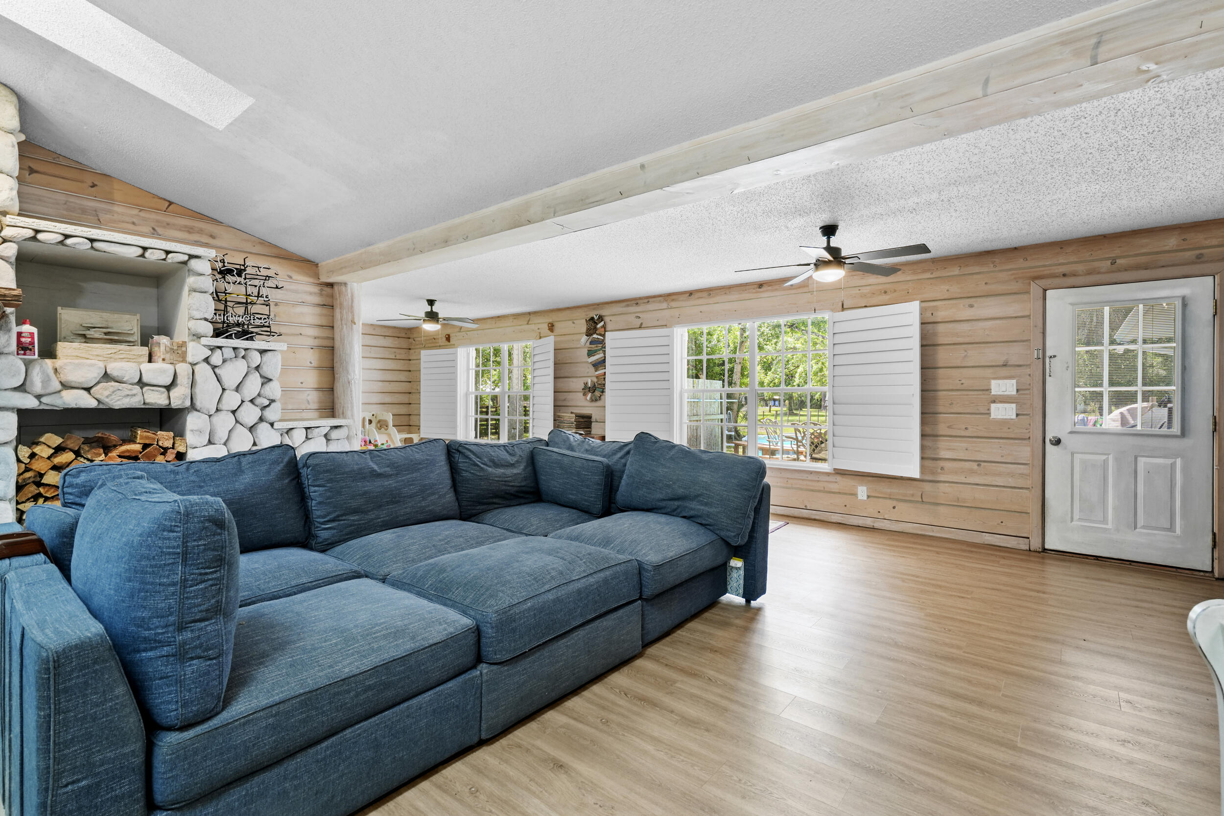 METES AND BOUNDS - Residential