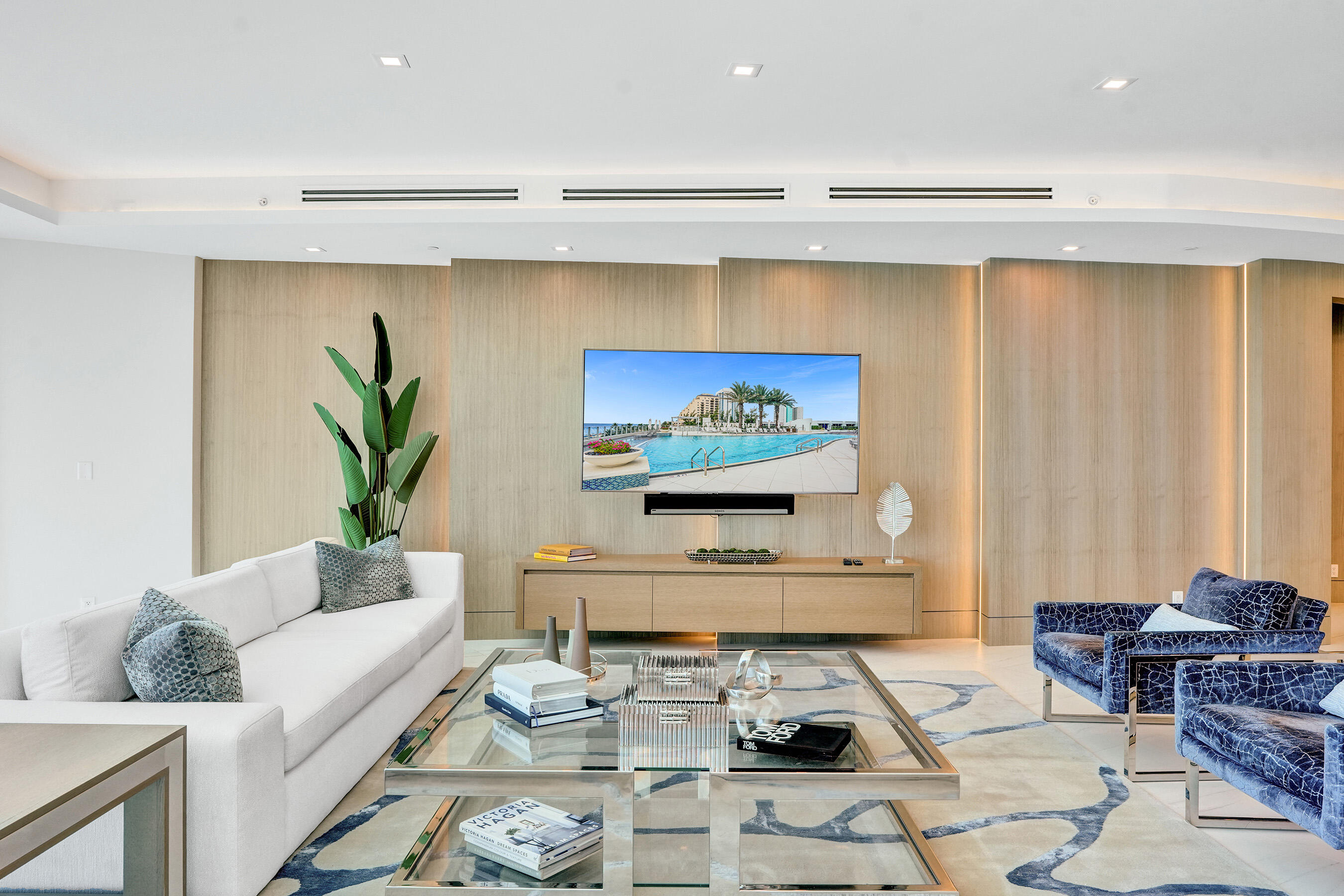 PARAMOUNT FT LAUDERDALE CONDO - Residential