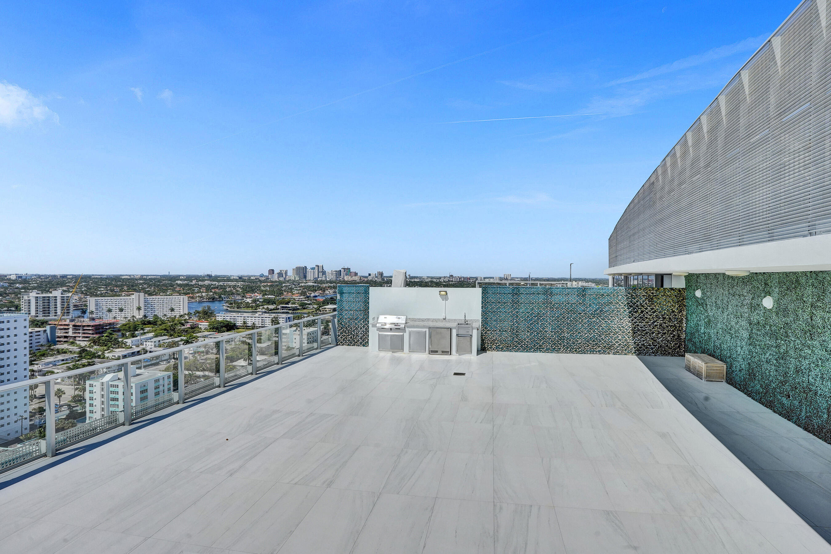 PARAMOUNT FT LAUDERDALE CONDO - Residential