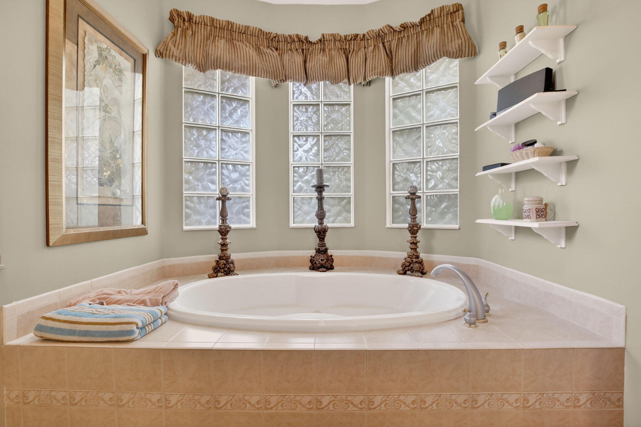 Lake Estates at Rolling Hills - Residential