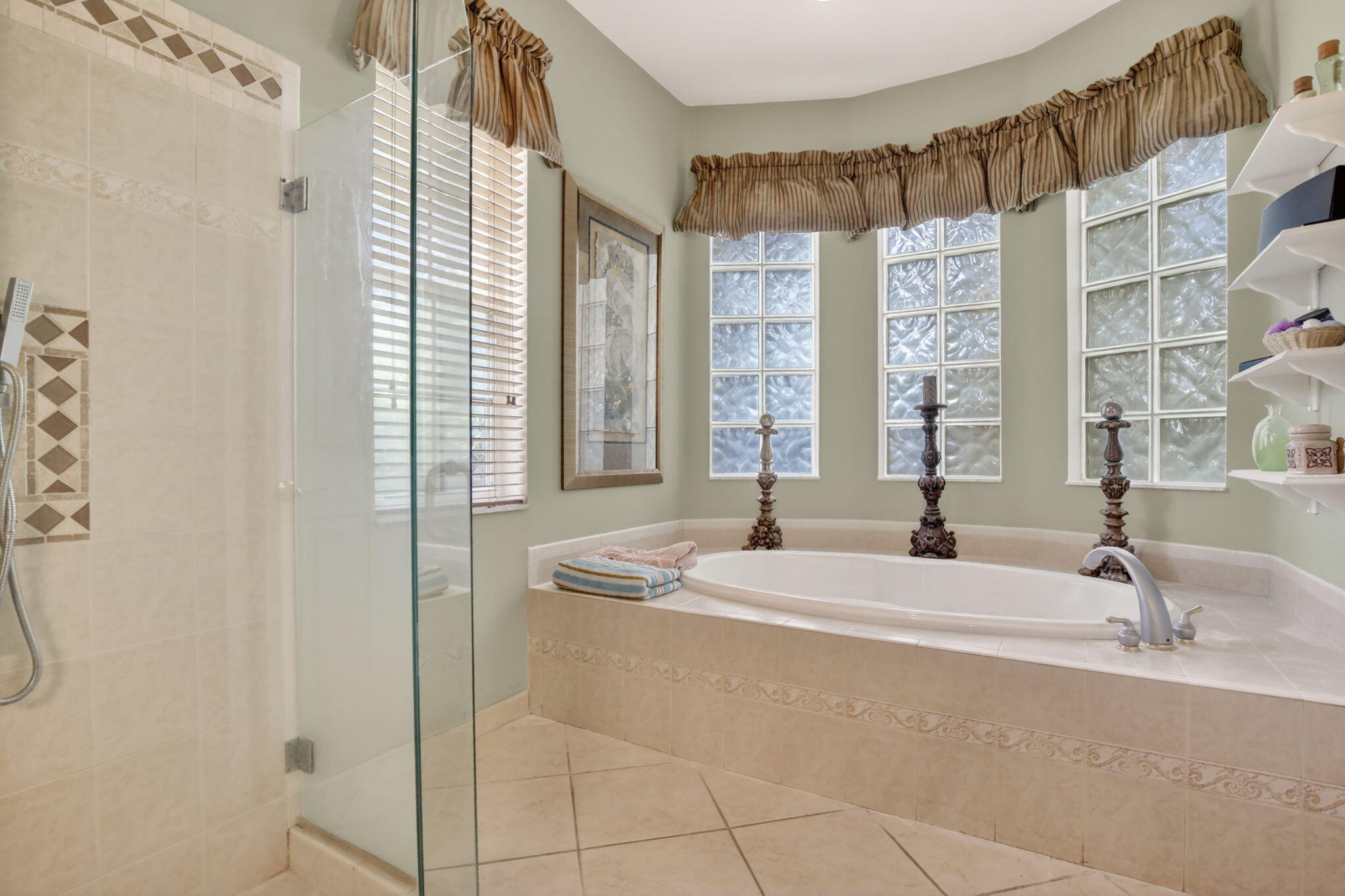 Lake Estates at Rolling Hills - Residential