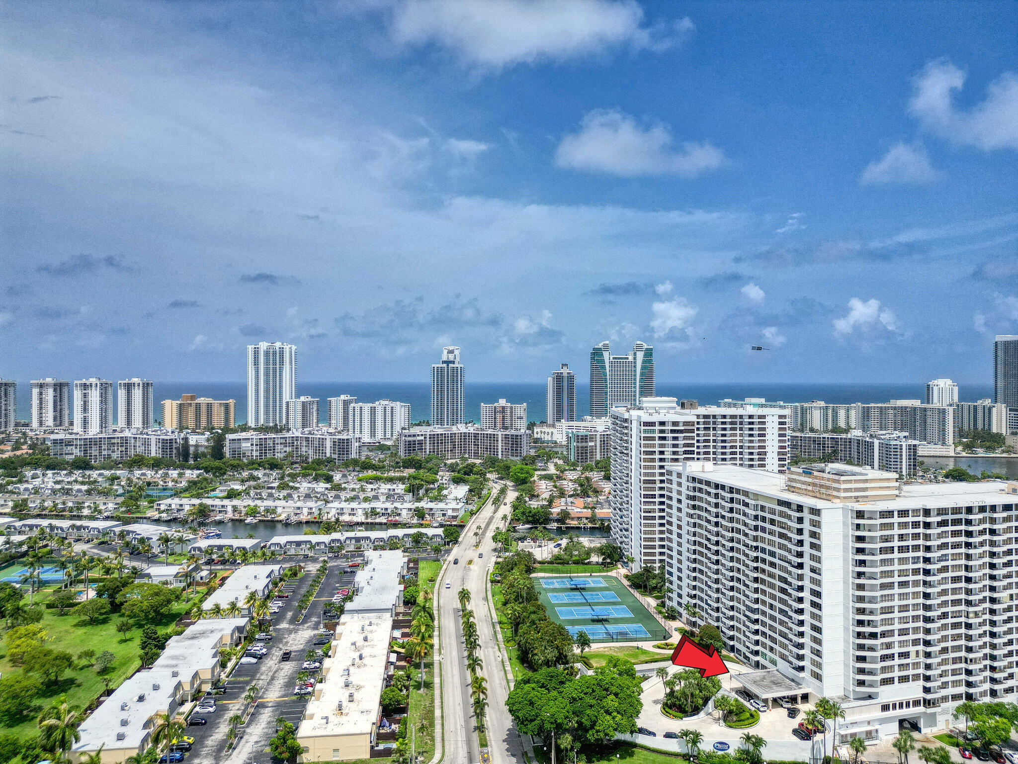 OLYMPUS CONDO PHASE - Residential