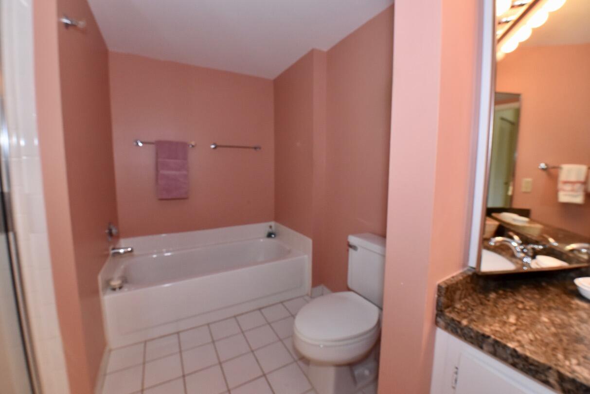SOUTHPORT AT HUNTERS RUN CONDO - Residential