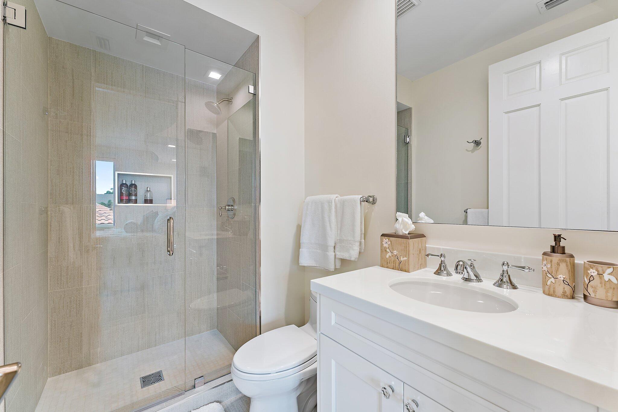 Frenchmans Creek Beach & Country Club - Residential