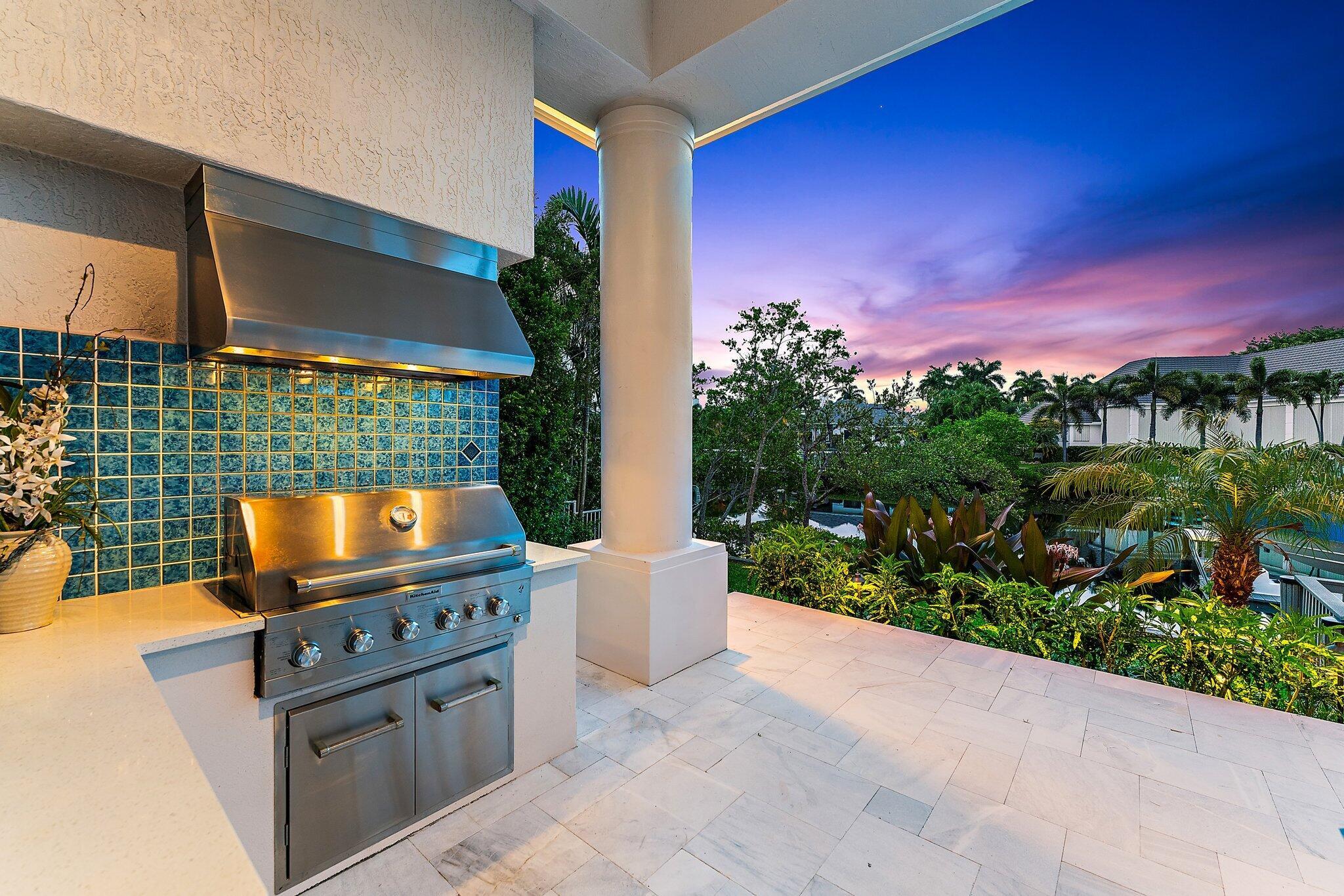 Frenchmans Creek Beach & Country Club - Residential