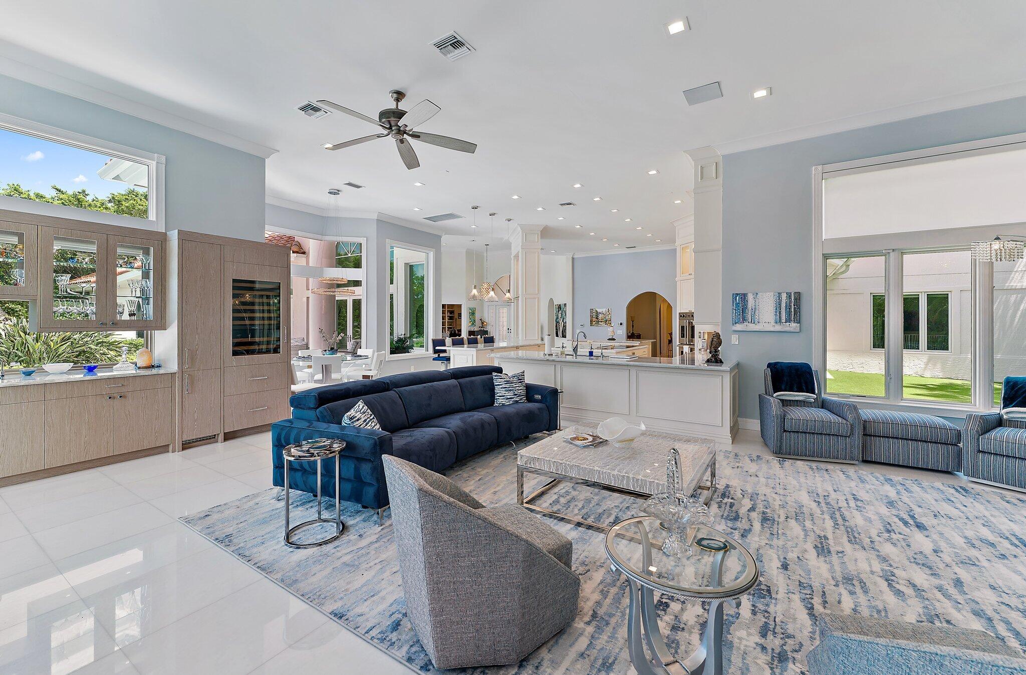 Frenchmans Creek Beach & Country Club - Residential