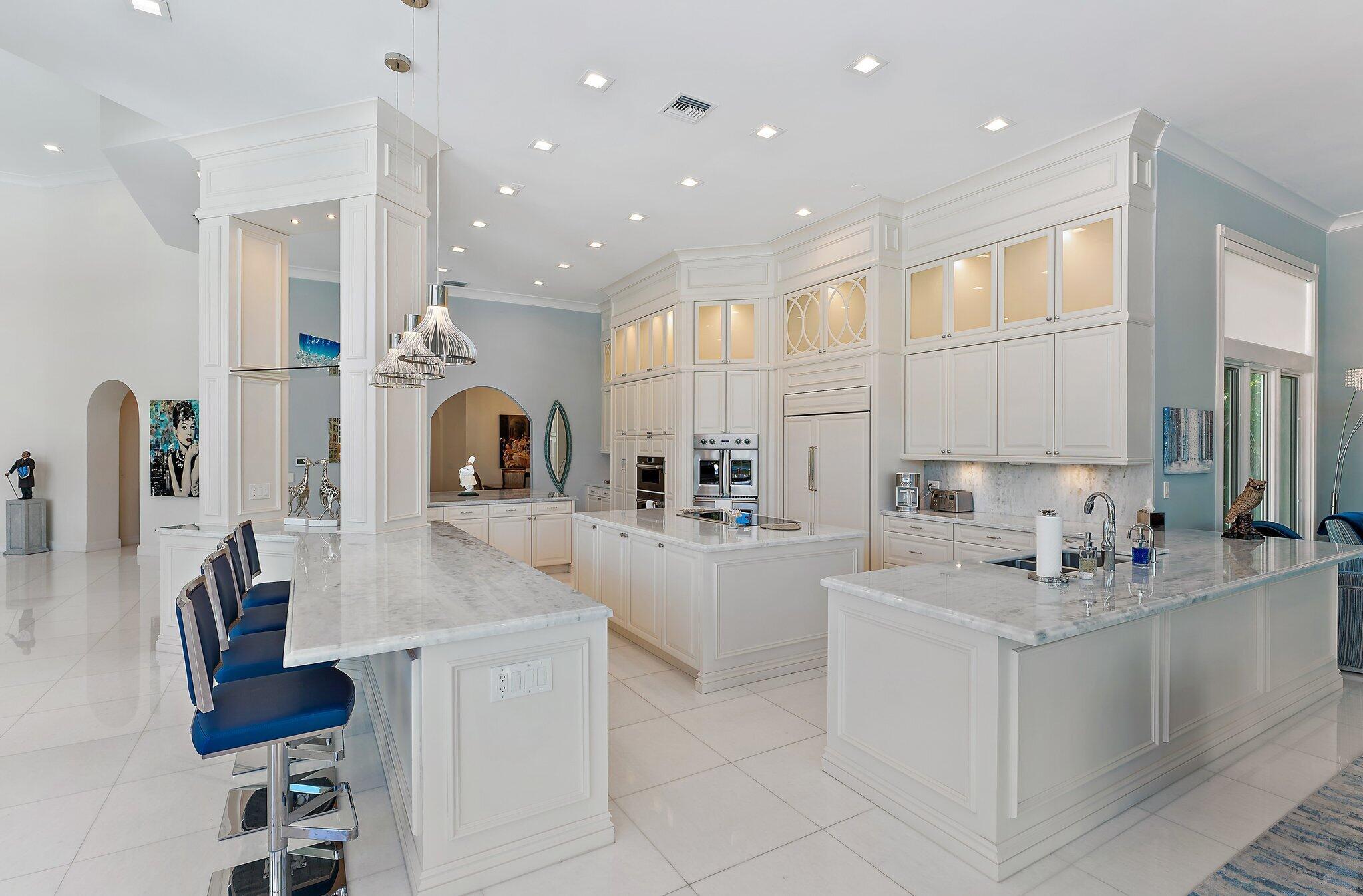 Frenchmans Creek Beach & Country Club - Residential