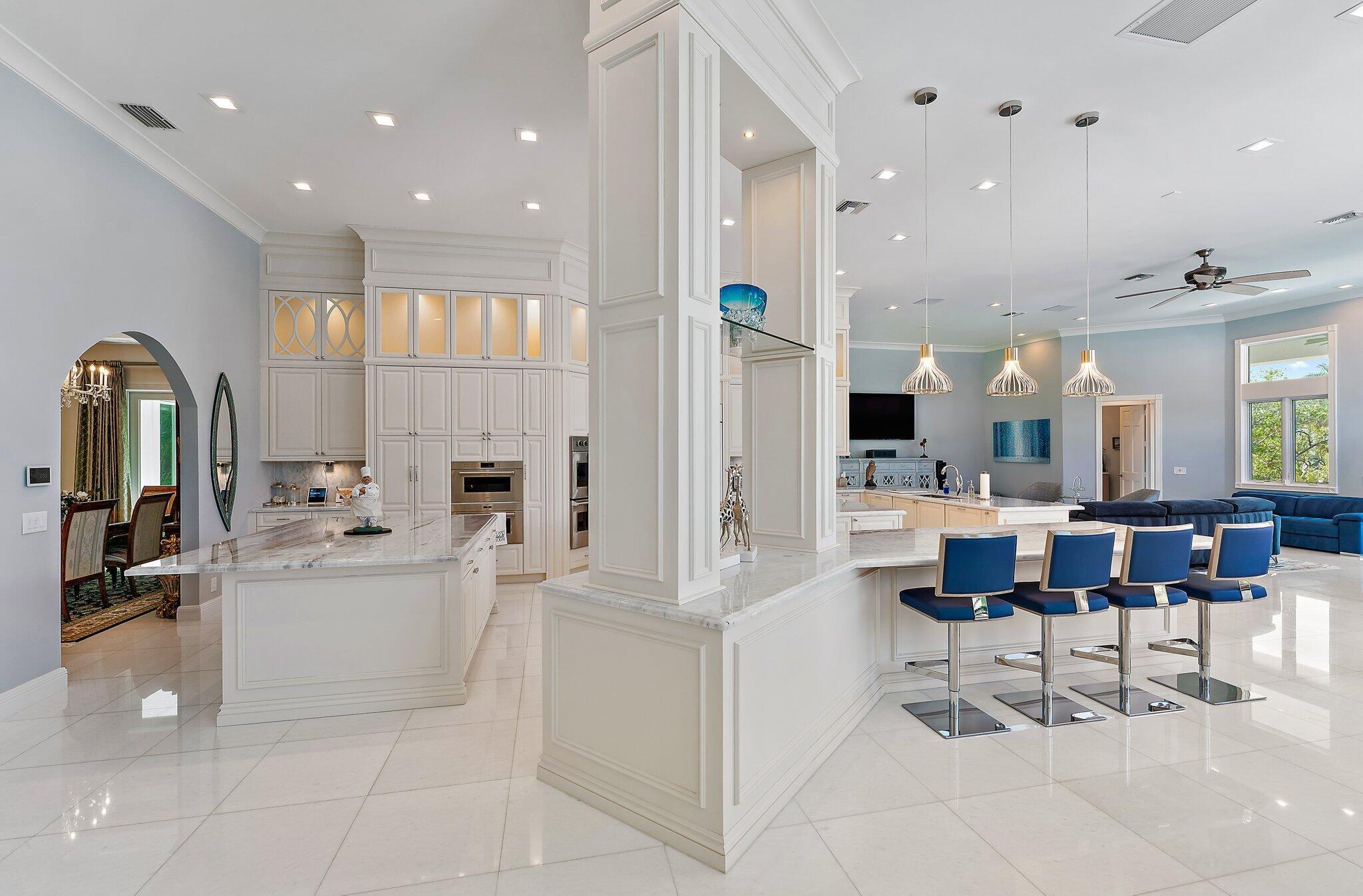 Frenchmans Creek Beach & Country Club - Residential