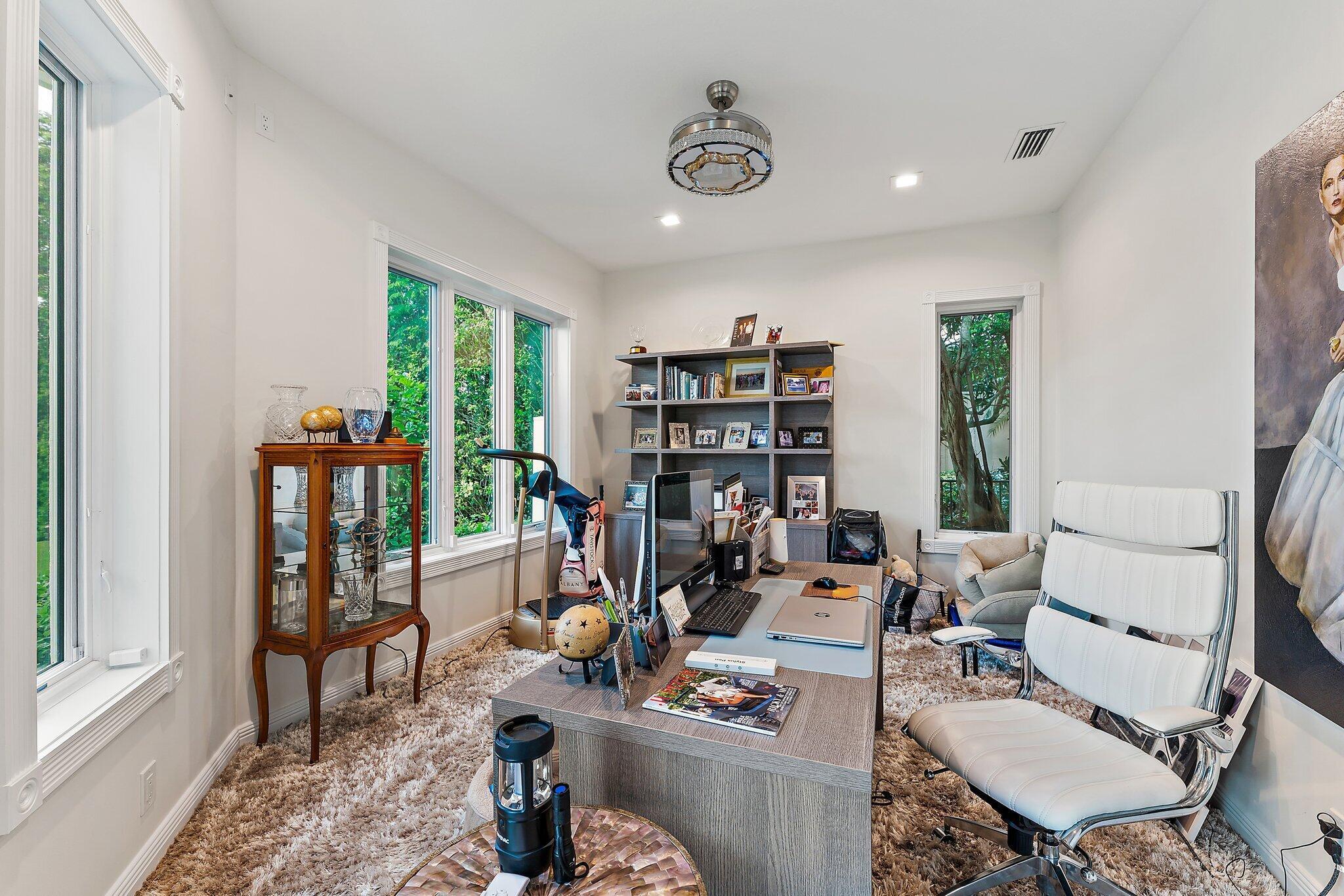 Frenchmans Creek Beach & Country Club - Residential