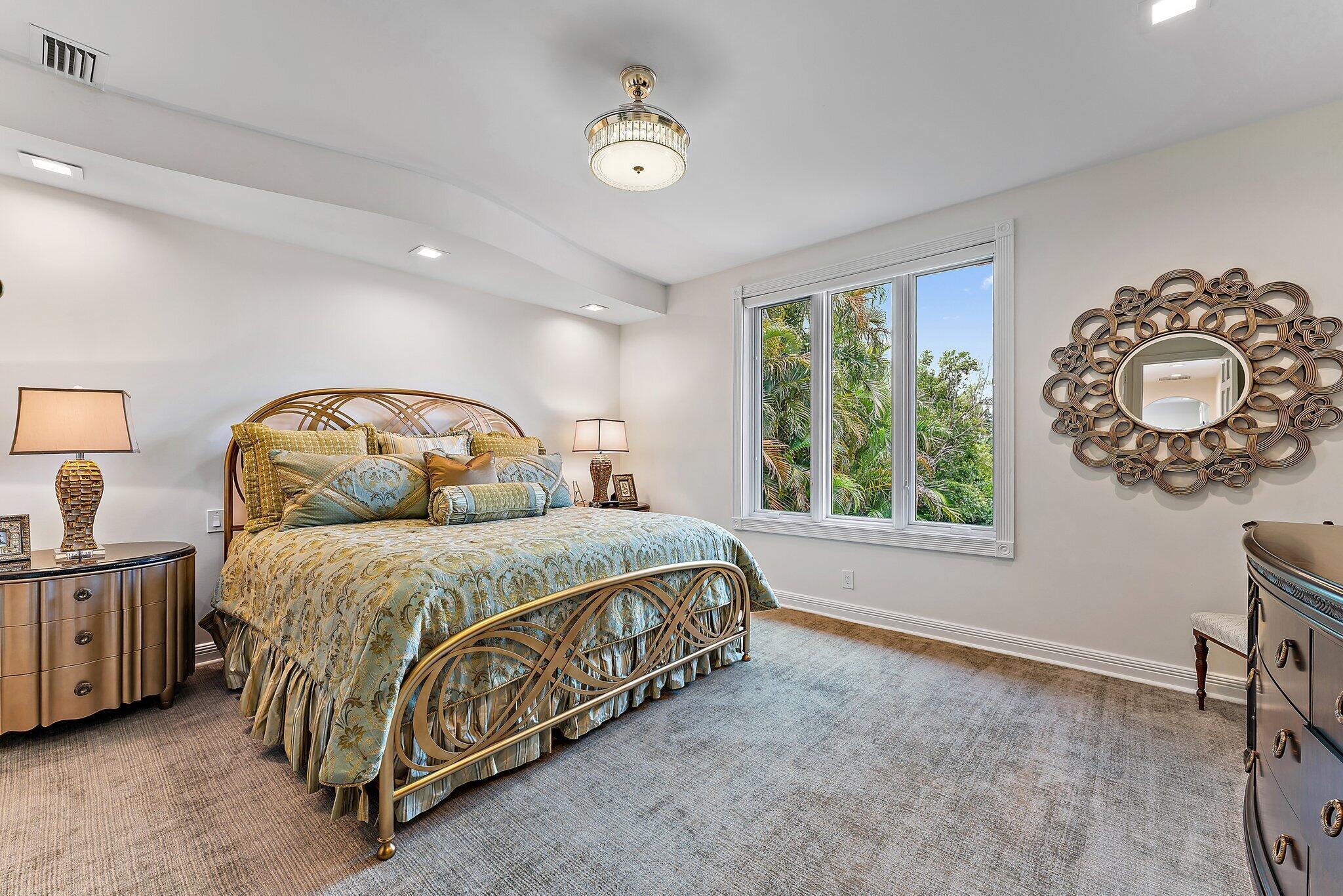 Frenchmans Creek Beach & Country Club - Residential