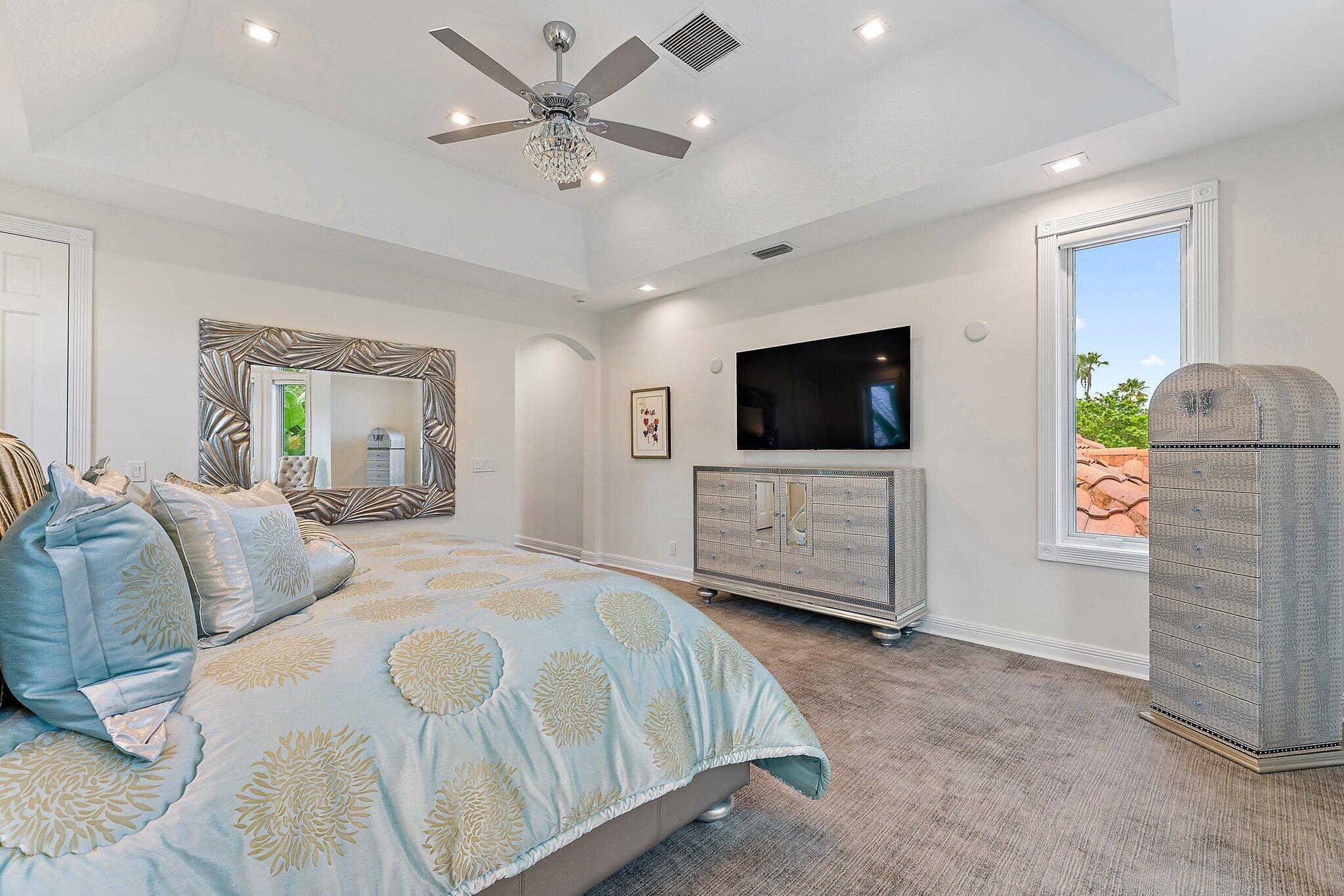Frenchmans Creek Beach & Country Club - Residential