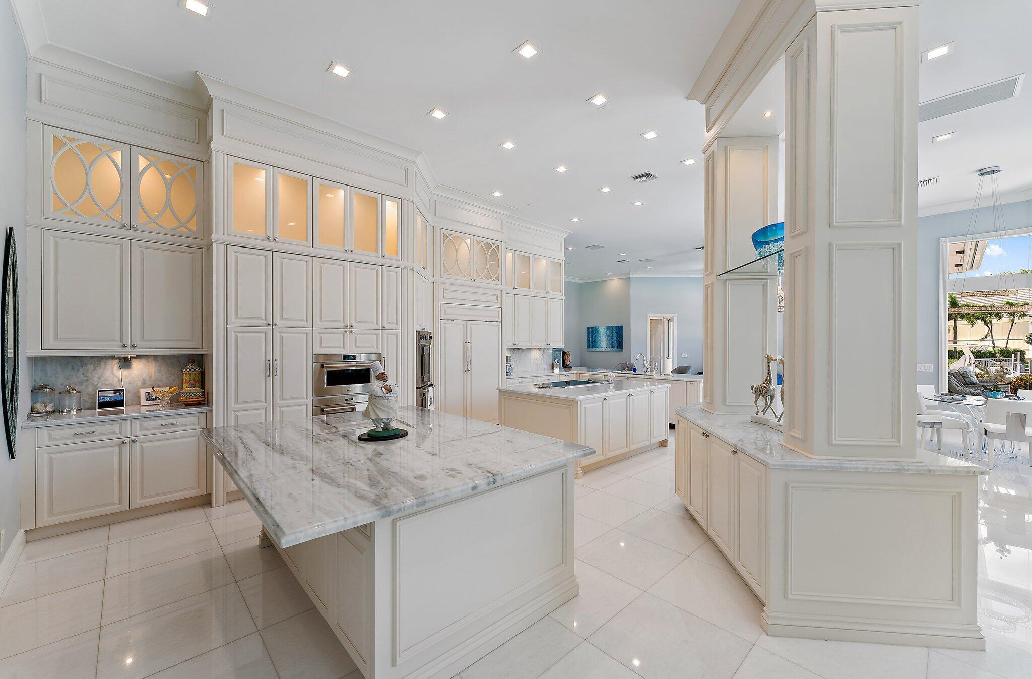 Frenchmans Creek Beach & Country Club - Residential