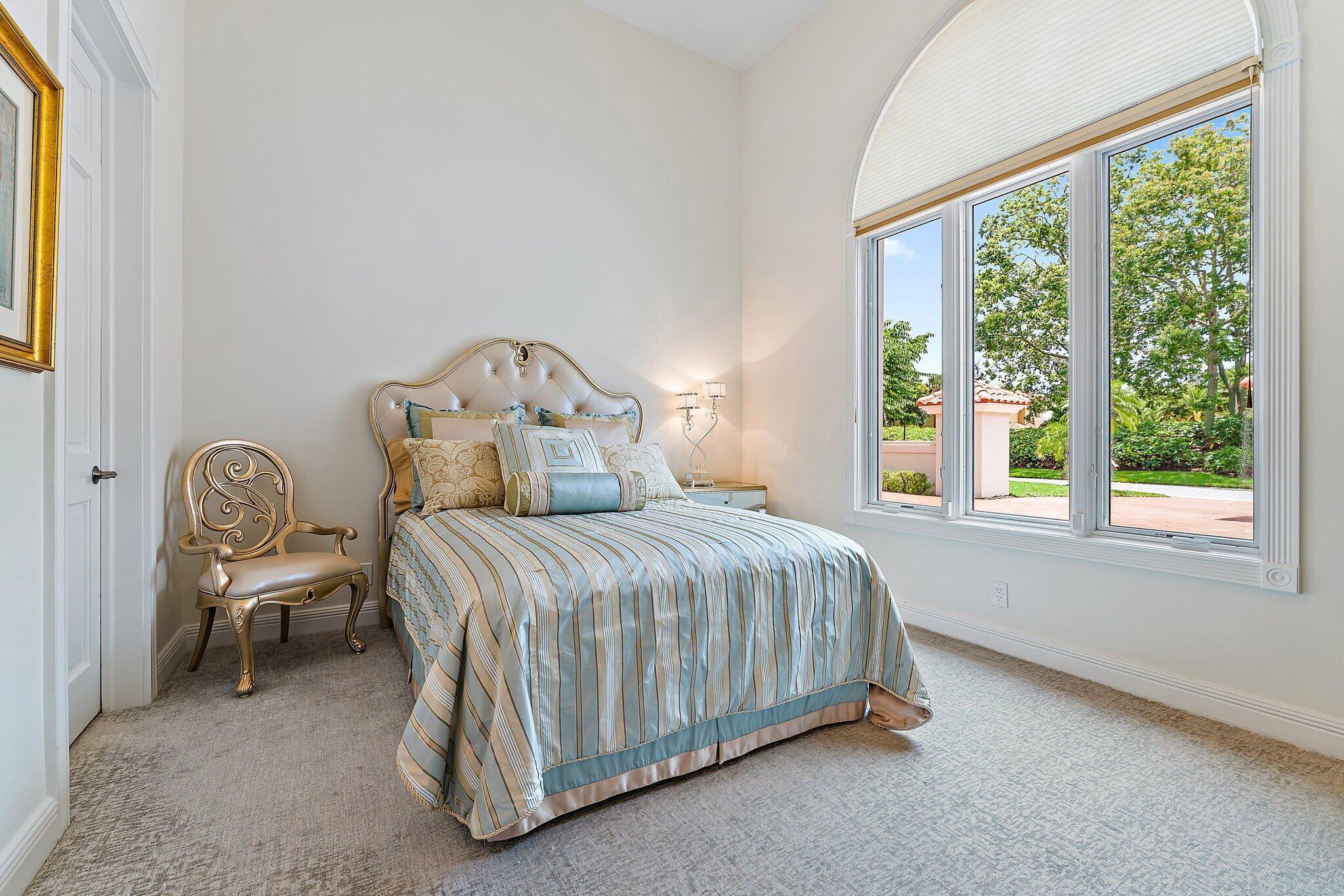Frenchmans Creek Beach & Country Club - Residential