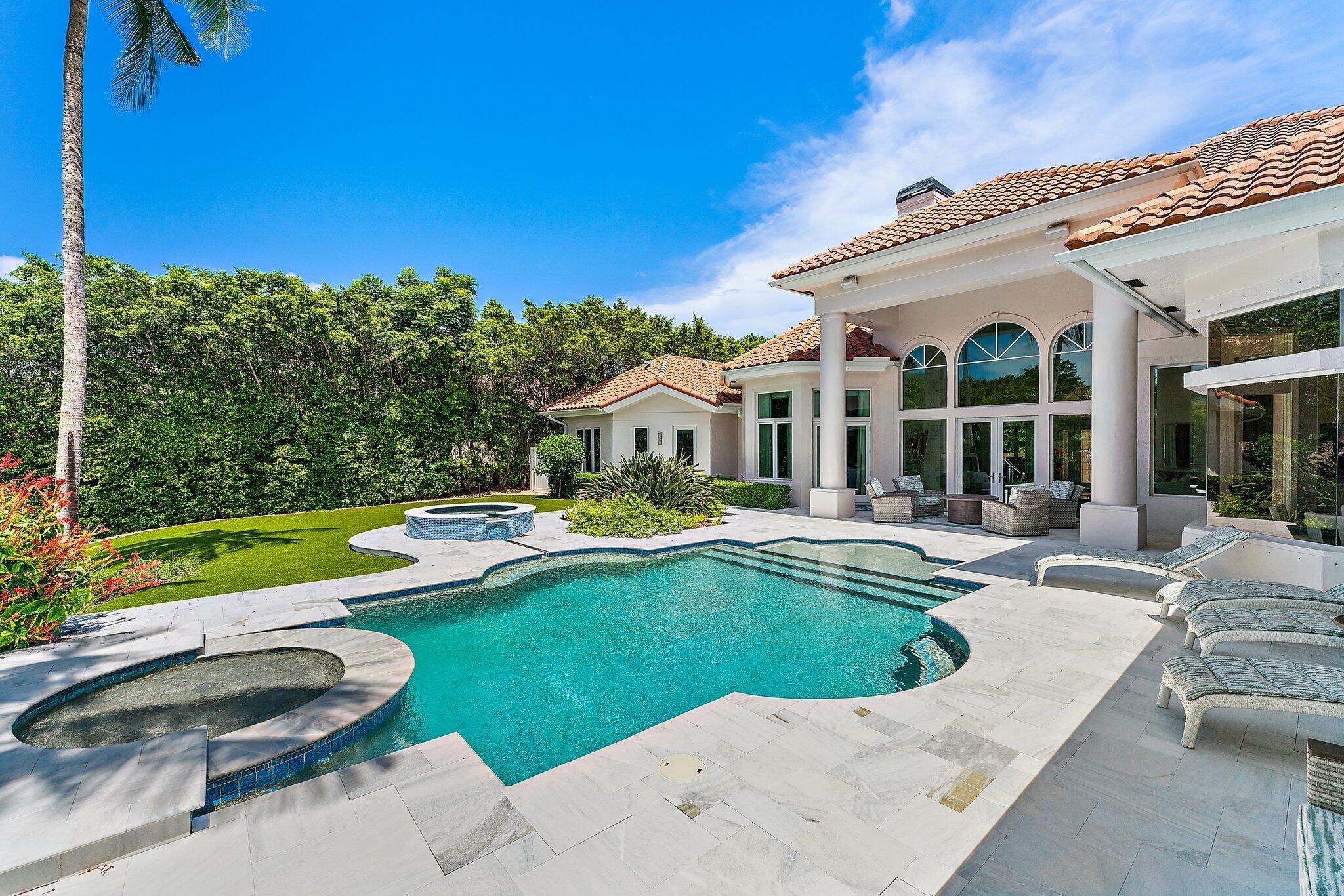 Frenchmans Creek Beach & Country Club - Residential