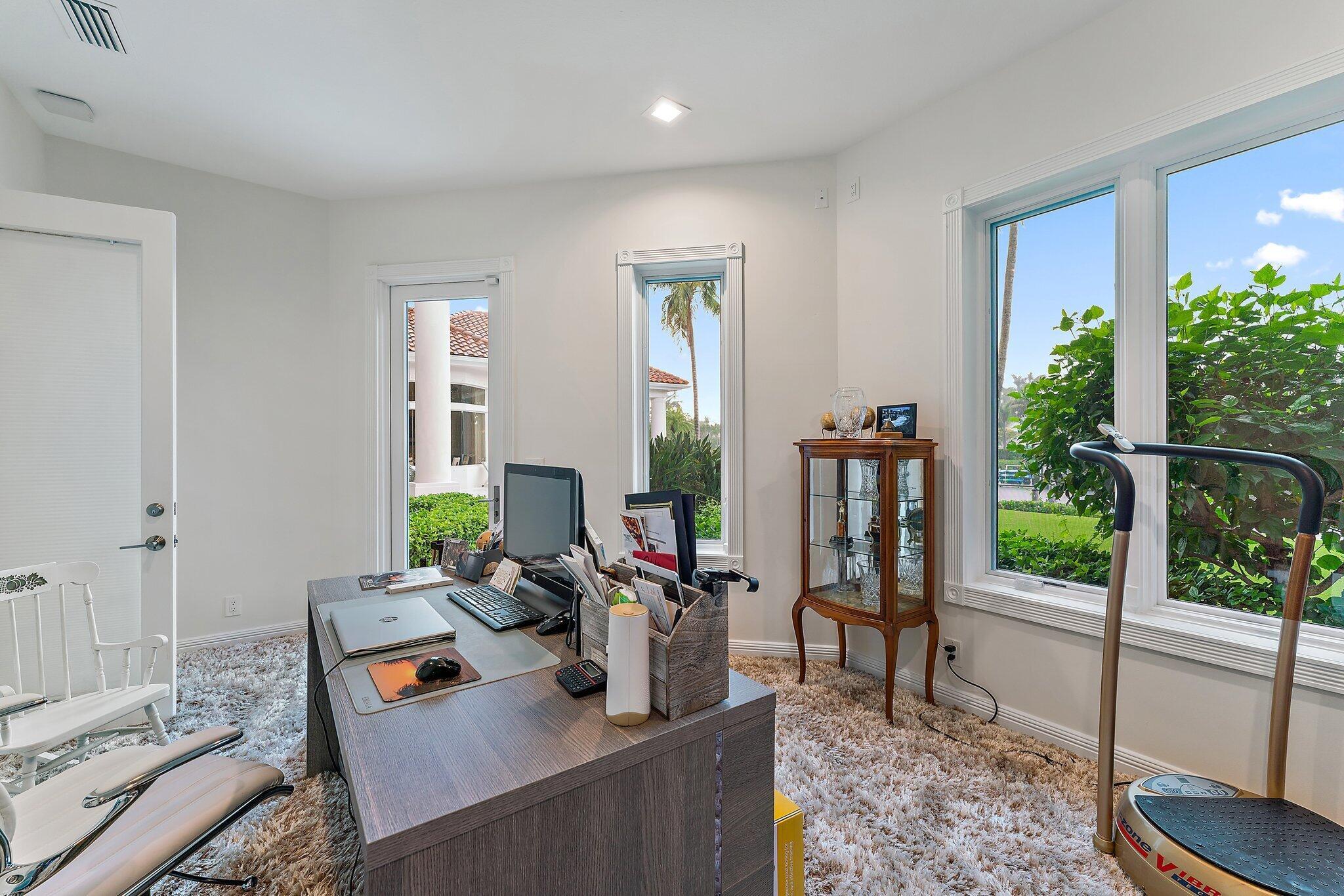 Frenchmans Creek Beach & Country Club - Residential