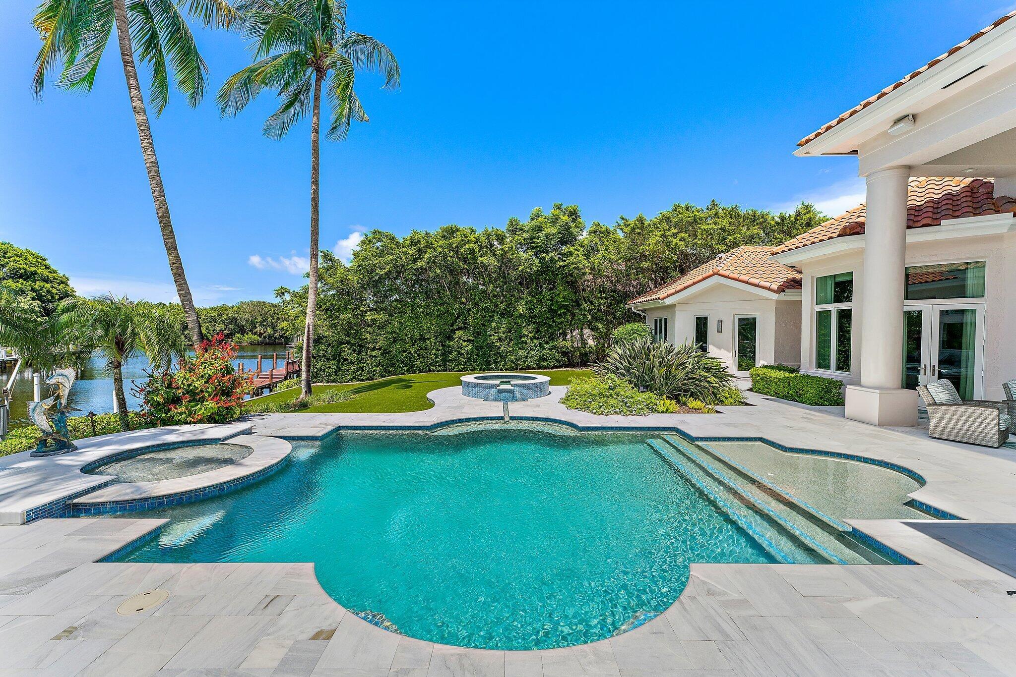 Frenchmans Creek Beach & Country Club - Residential