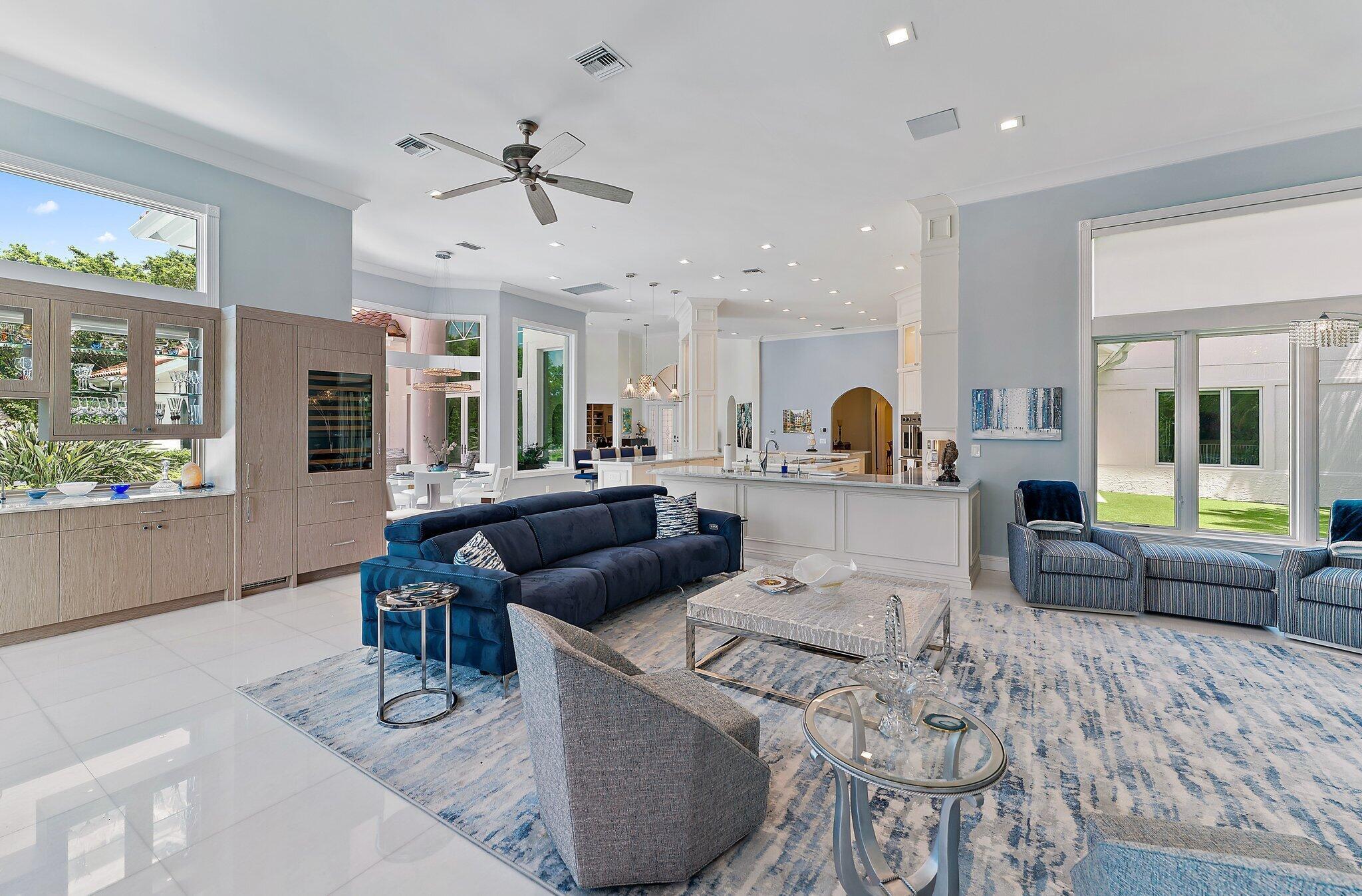Frenchmans Creek Beach & Country Club - Residential