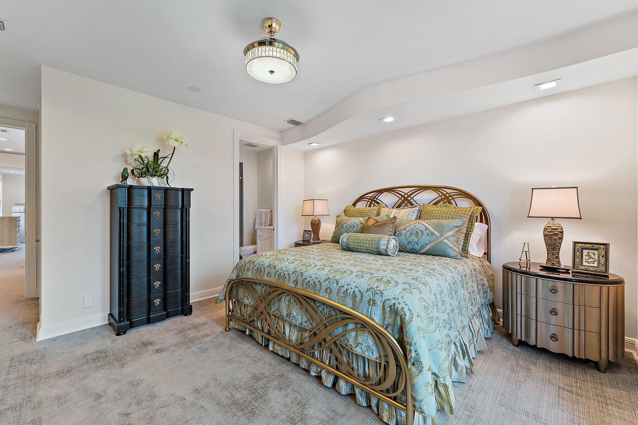 Frenchmans Creek Beach & Country Club - Residential