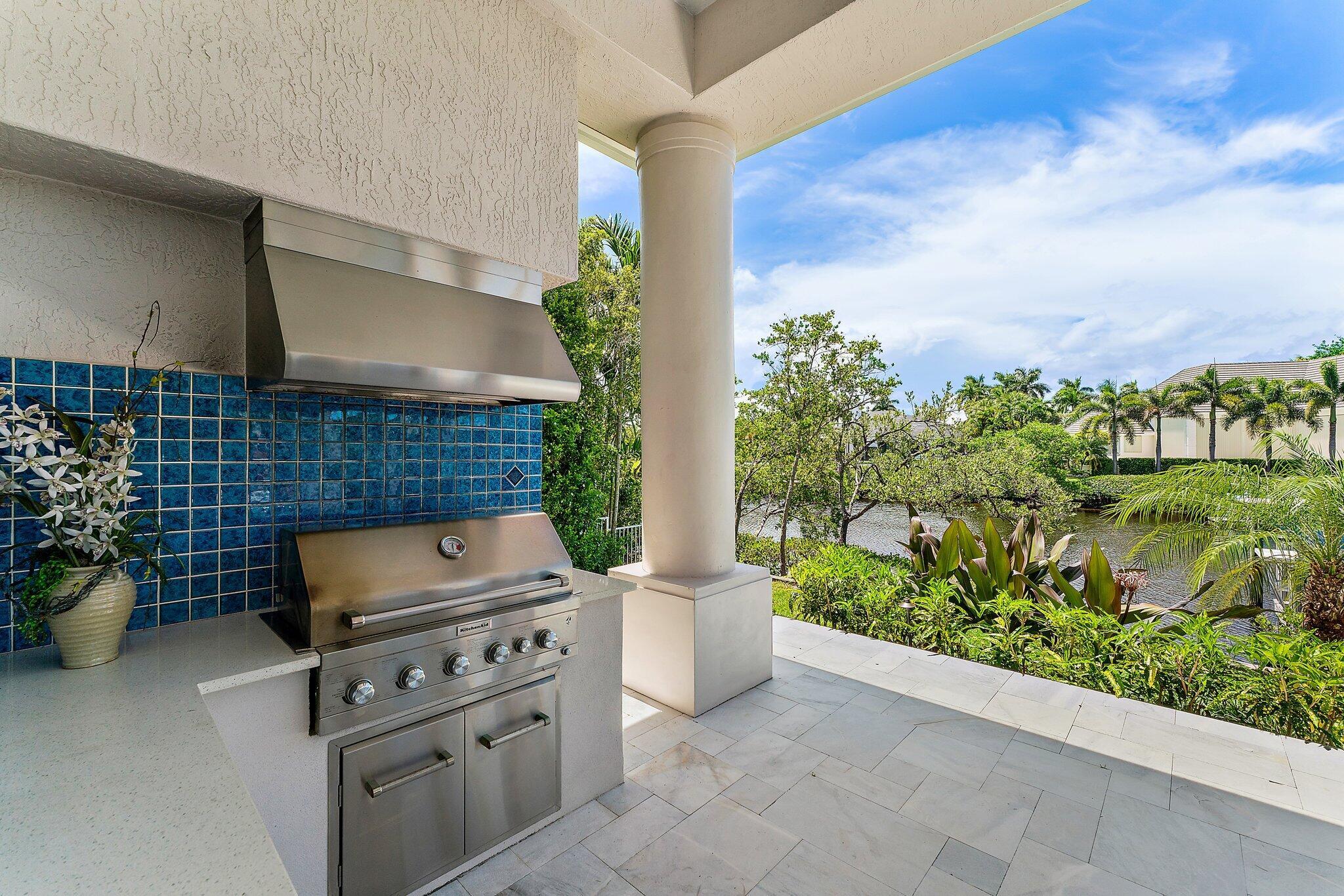 Frenchmans Creek Beach & Country Club - Residential