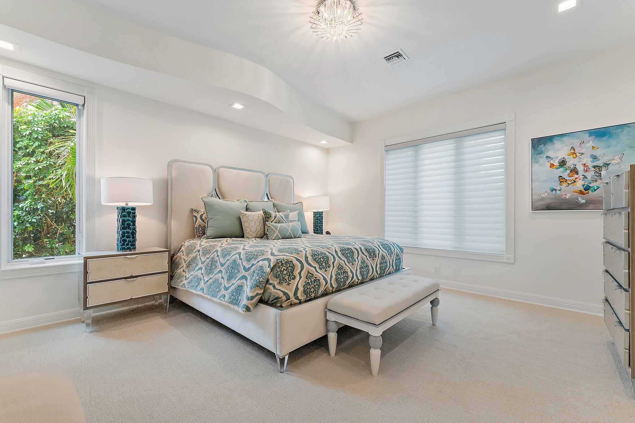 Frenchmans Creek Beach & Country Club - Residential