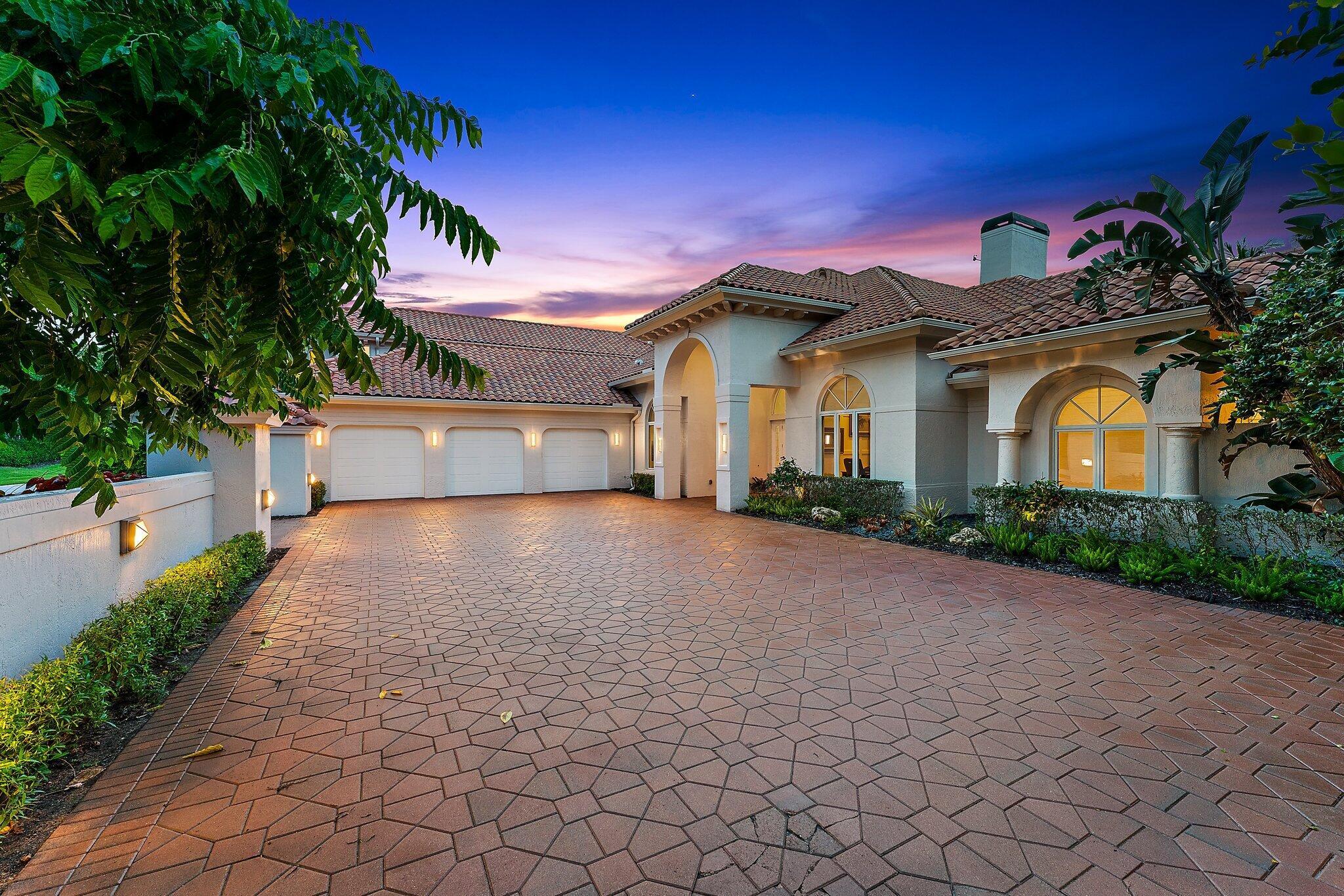 Frenchmans Creek Beach & Country Club - Residential