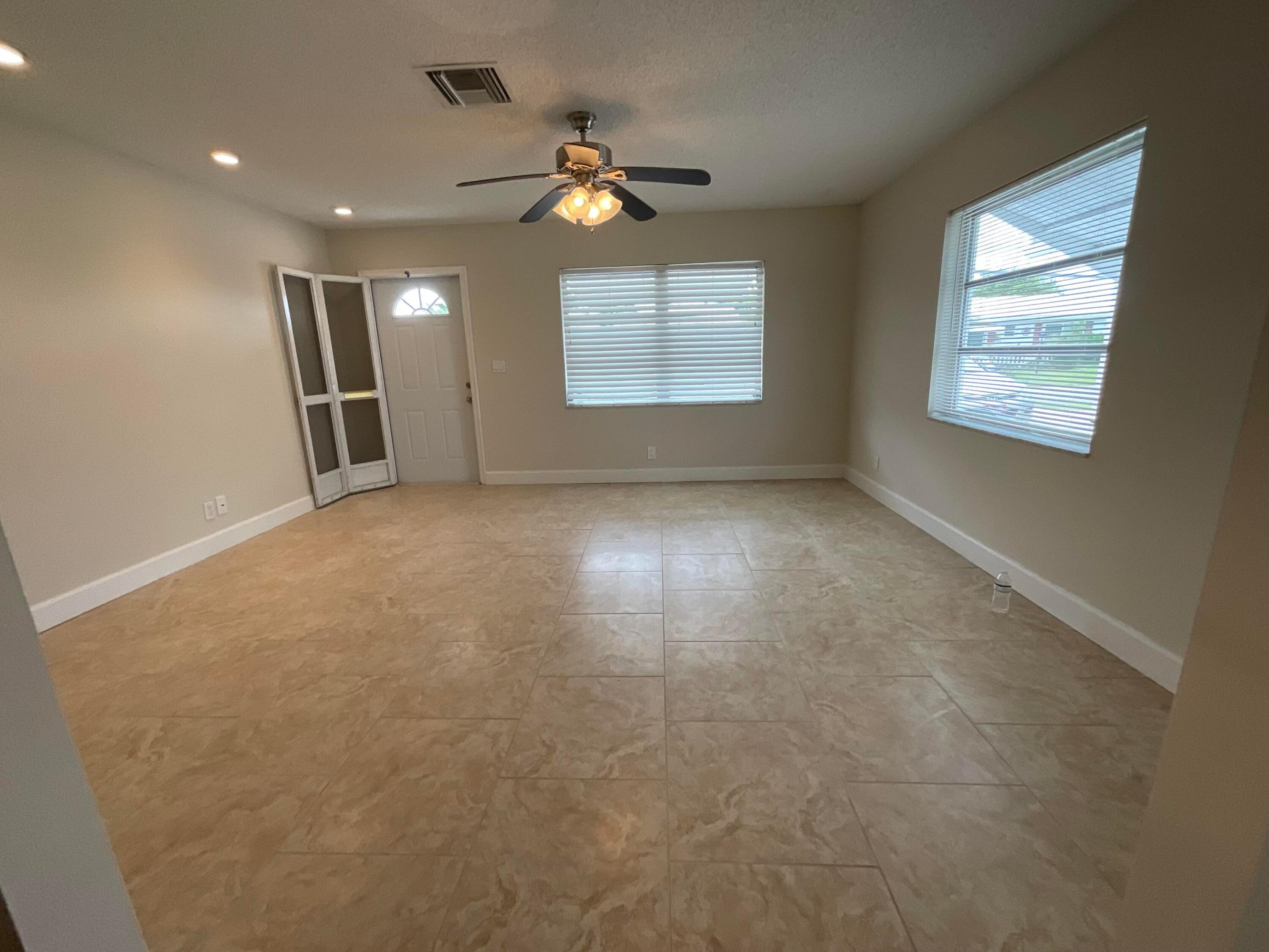 PALM BEACH LEISUREVILLE SEC 10 - Residential Lease