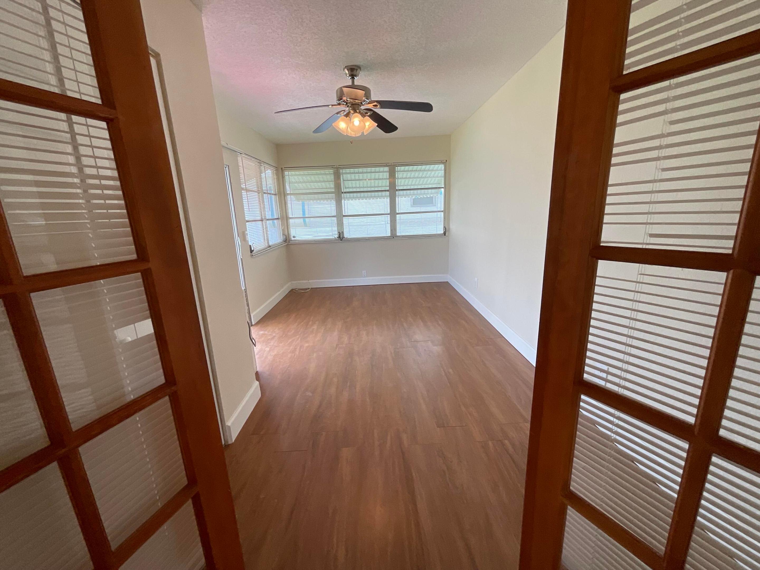 PALM BEACH LEISUREVILLE SEC 10 - Residential Lease