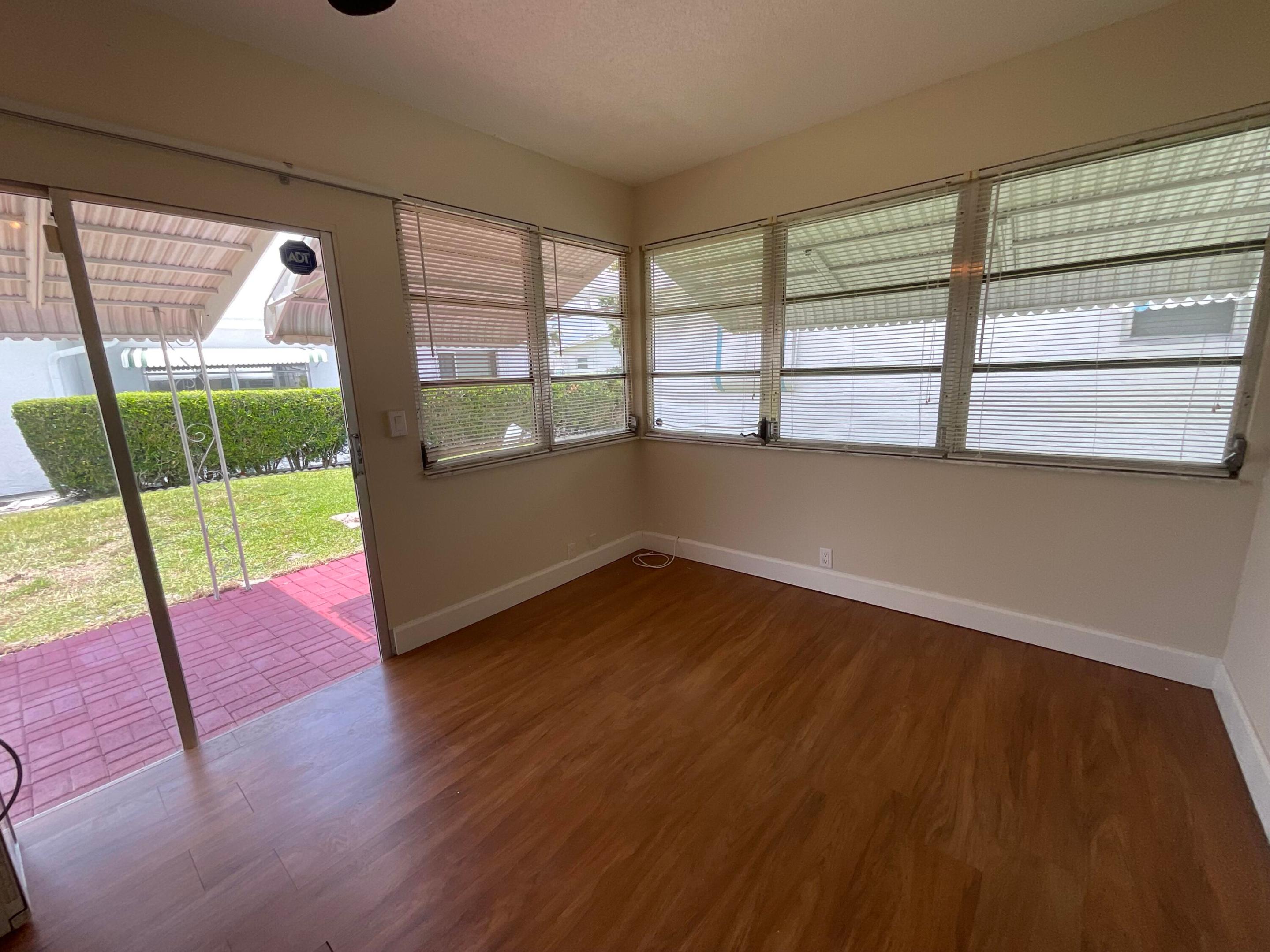PALM BEACH LEISUREVILLE SEC 10 - Residential Lease