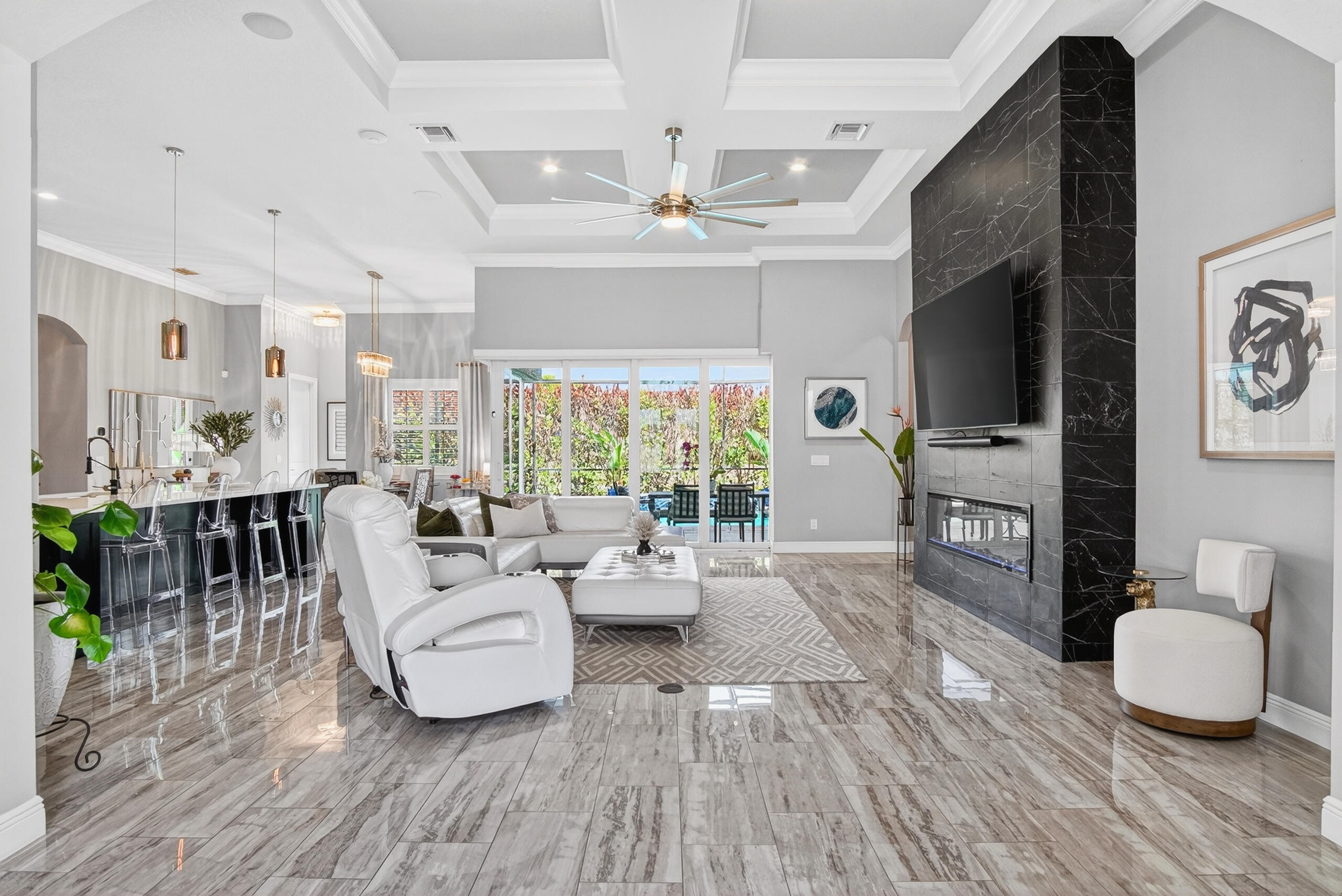 Country Club Estates - Residential