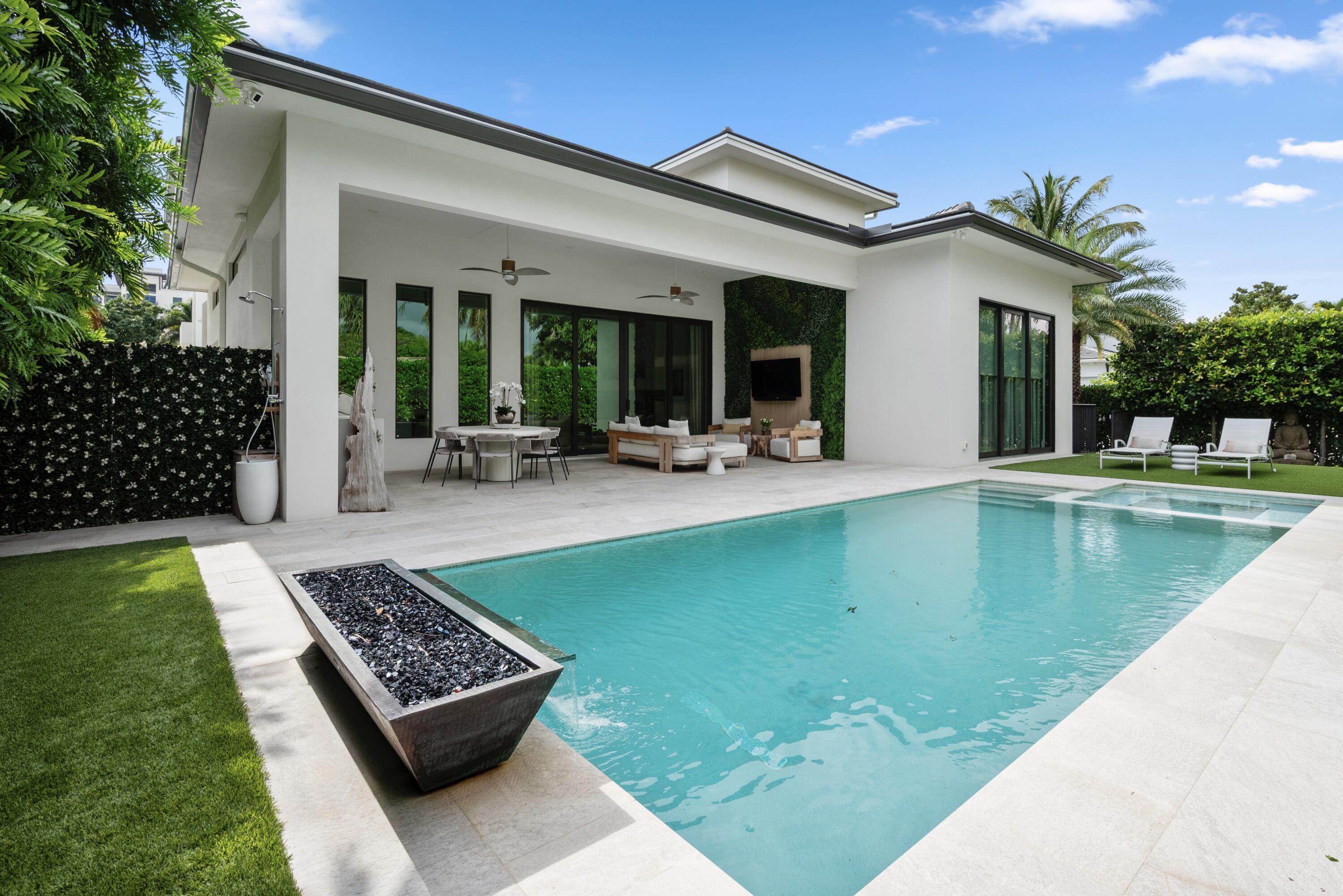 Boca Villas - Residential